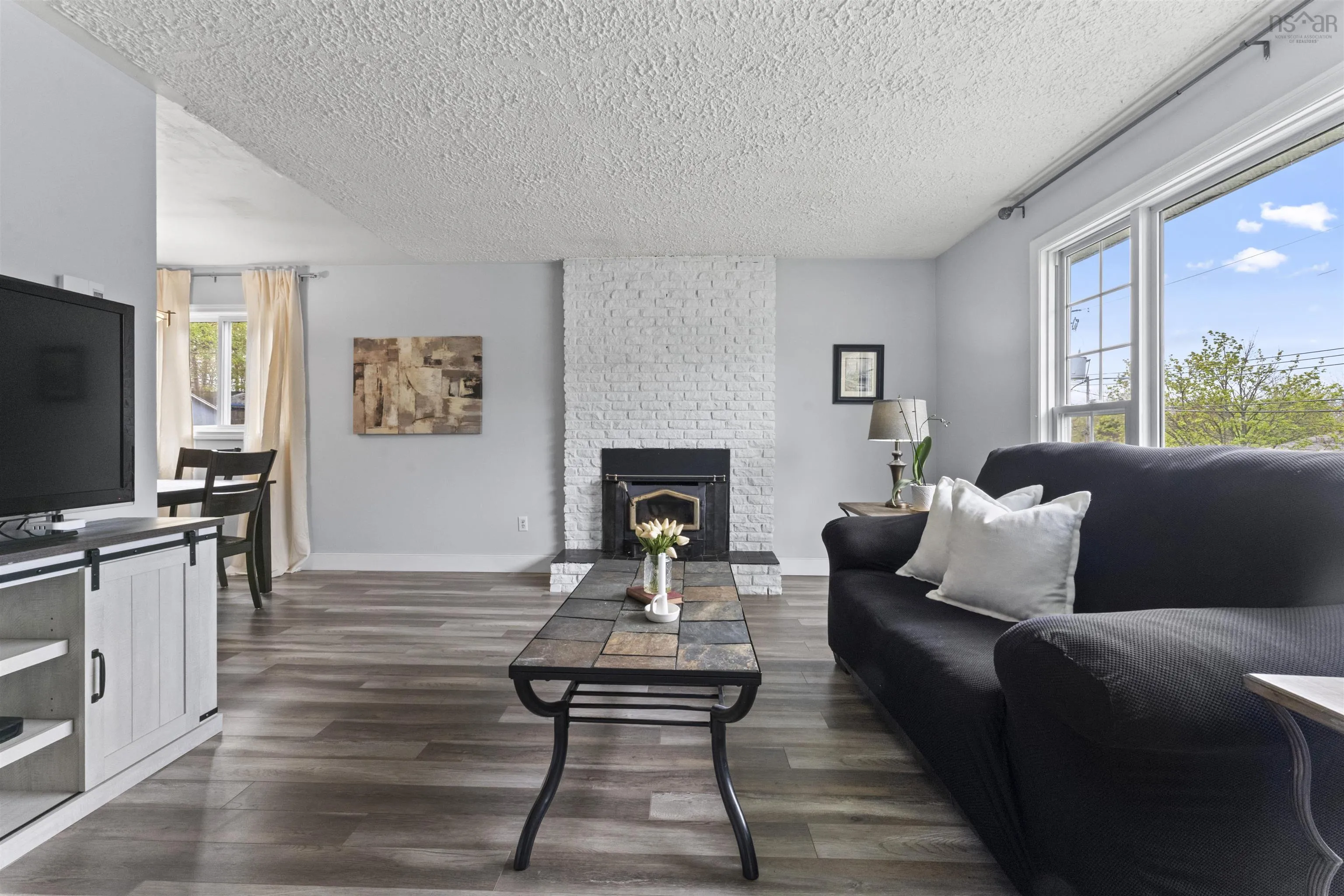 1558 Riverside Drive, Lower Sackville, NS B4C 2Y7, 4 Bedrooms Bedrooms, ,2 BathroomsBathrooms,Residential,For Sale,Riverside,202511681