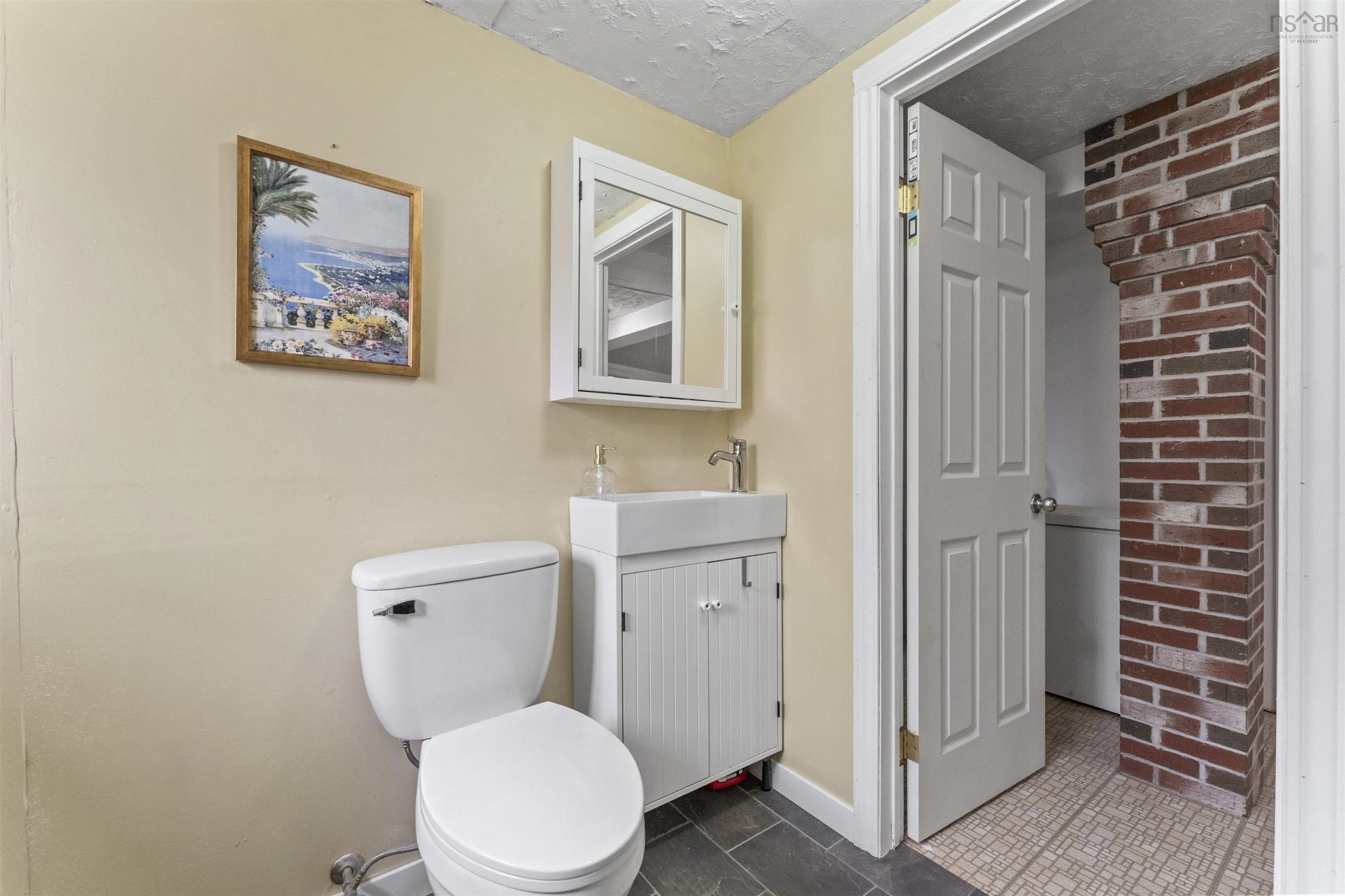 1558 Riverside Drive, Lower Sackville, NS B4C 2Y7, 4 Bedrooms Bedrooms, ,2 BathroomsBathrooms,Residential,For Sale,Riverside,202511681