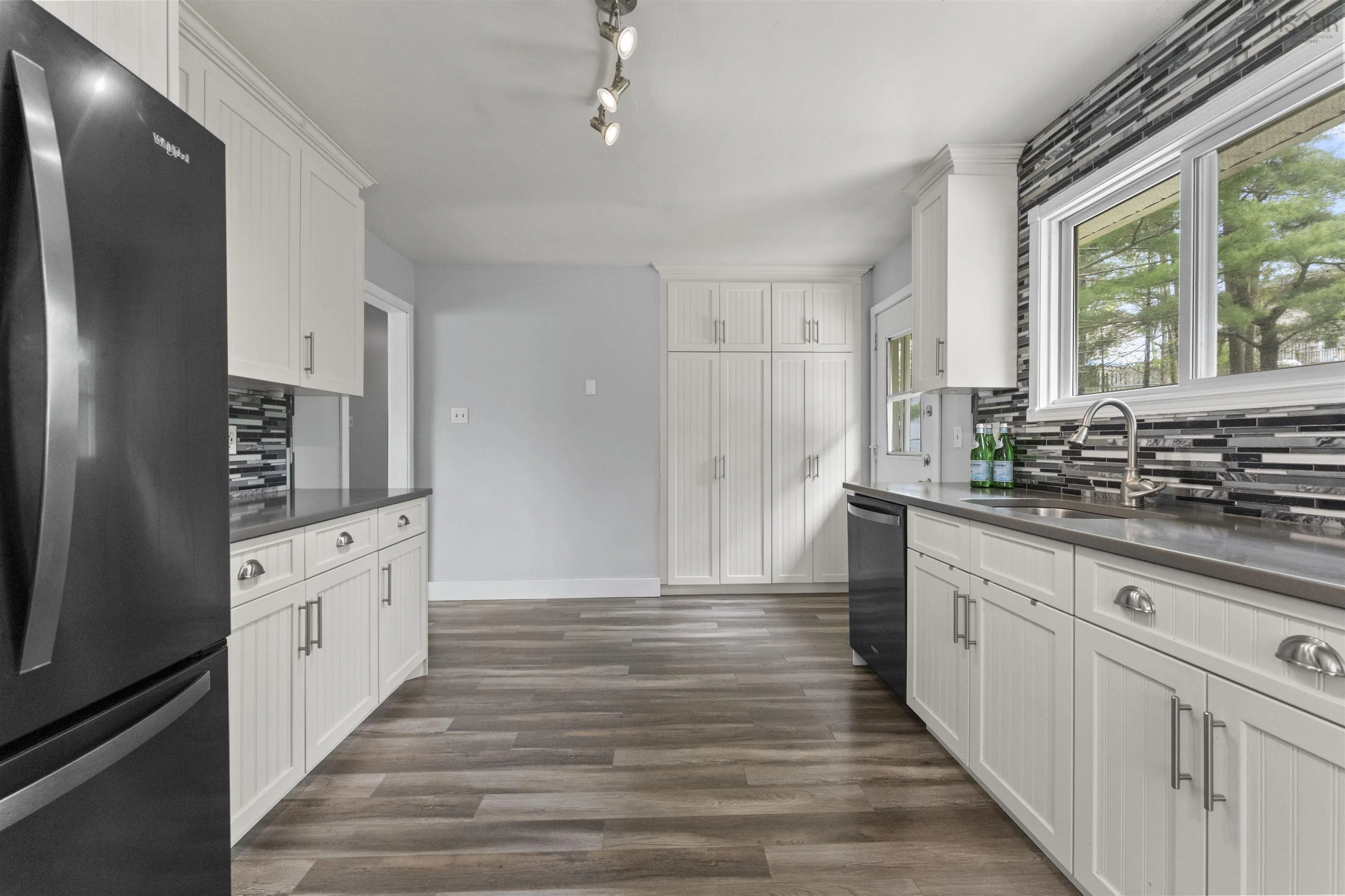1558 Riverside Drive, Lower Sackville, NS B4C 2Y7, 4 Bedrooms Bedrooms, ,2 BathroomsBathrooms,Residential,For Sale,Riverside,202511681