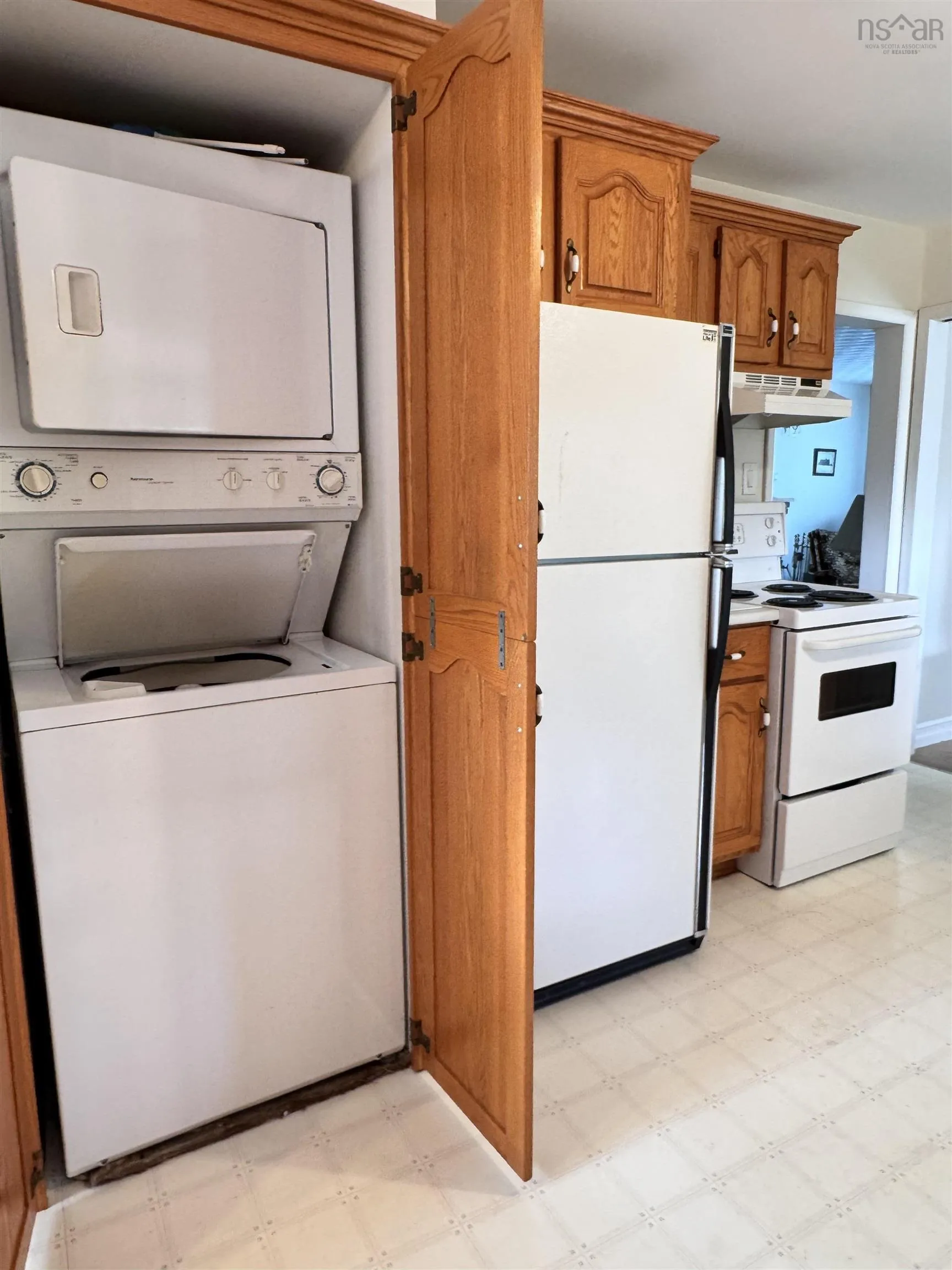 163 Upper Mclean Street, Glace Bay, NS B1A 2L4, 4 Bedrooms Bedrooms, ,3 BathroomsBathrooms,Residential,For Sale,Upper Mclean,202519073
