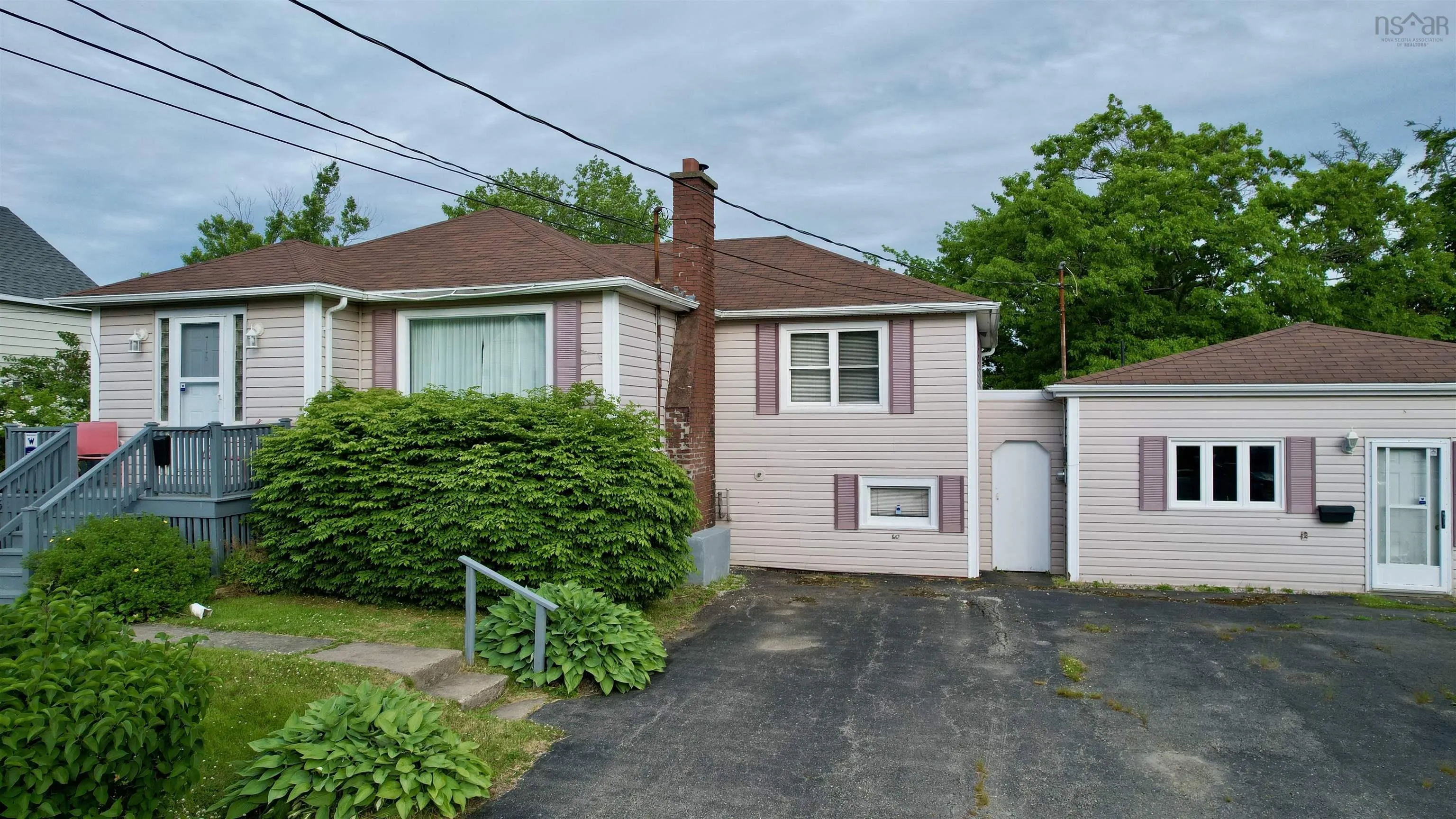 163 Upper Mclean Street, Glace Bay, NS B1A 2L4, 4 Bedrooms Bedrooms, ,3 BathroomsBathrooms,Residential,For Sale,Upper Mclean,202519073