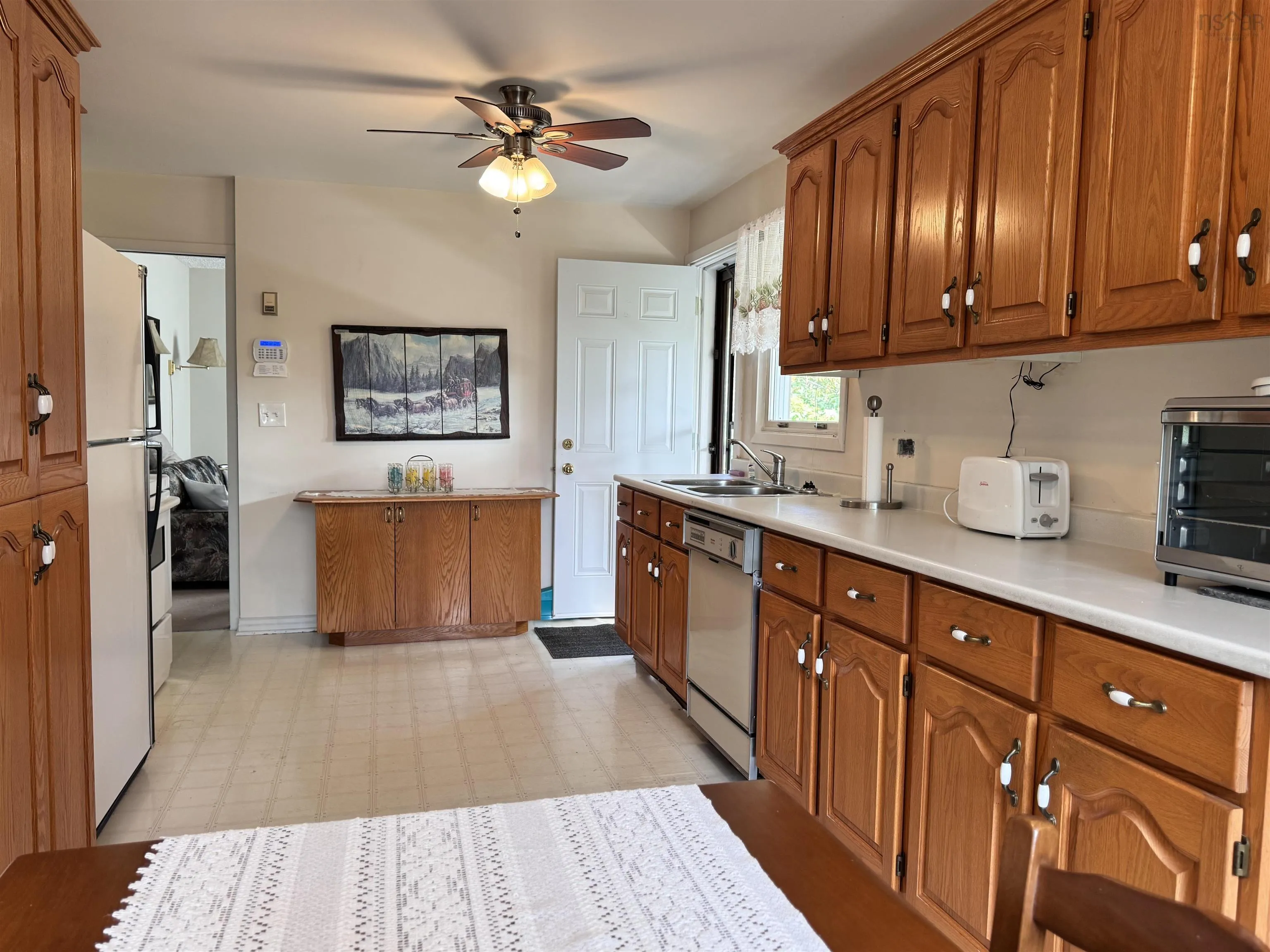 163 Upper Mclean Street, Glace Bay, NS B1A 2L4, 4 Bedrooms Bedrooms, ,3 BathroomsBathrooms,Residential,For Sale,Upper Mclean,202519073