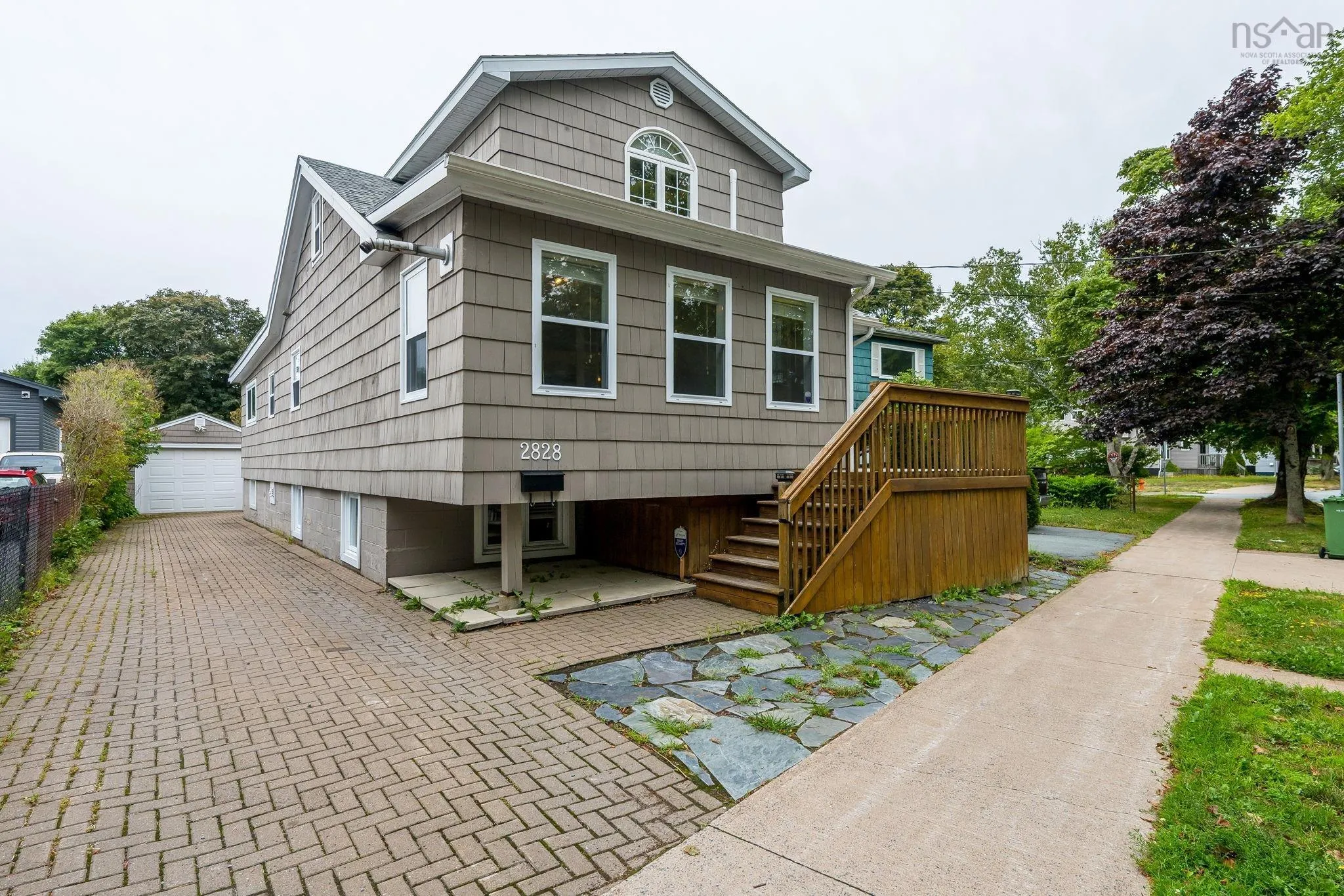 2828 Connolly Street, Halifax, NS B3L 3N4, 4 Bedrooms Bedrooms, ,3 BathroomsBathrooms,Residential,For Sale,Connolly,202522087