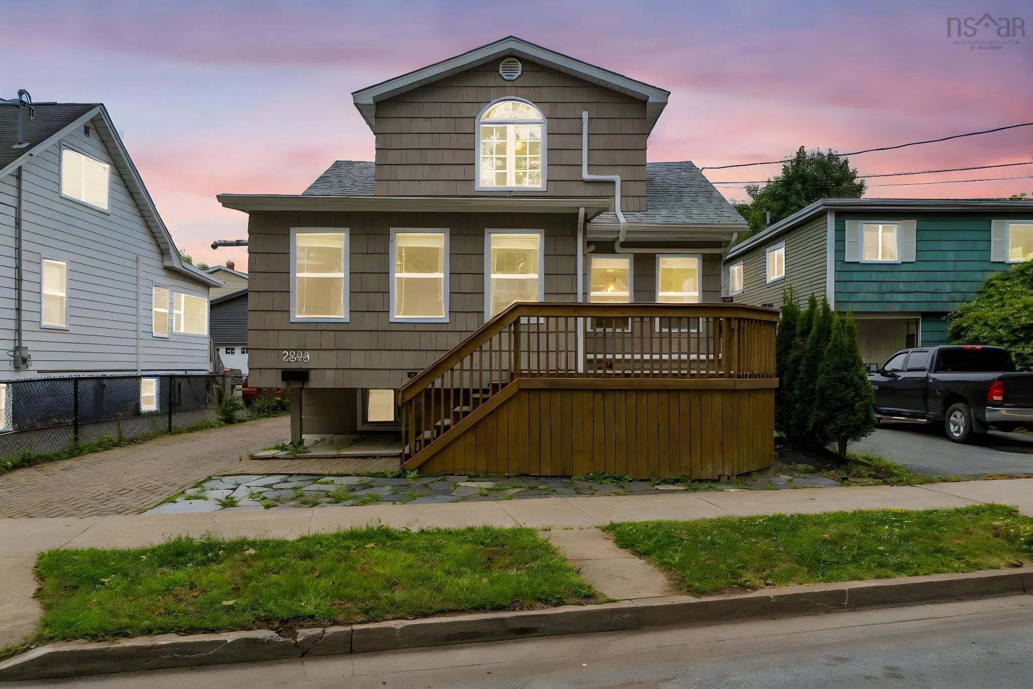 2828 Connolly Street, Halifax, NS B3L 3N4, 4 Bedrooms Bedrooms, ,3 BathroomsBathrooms,Residential,For Sale,Connolly,202522087