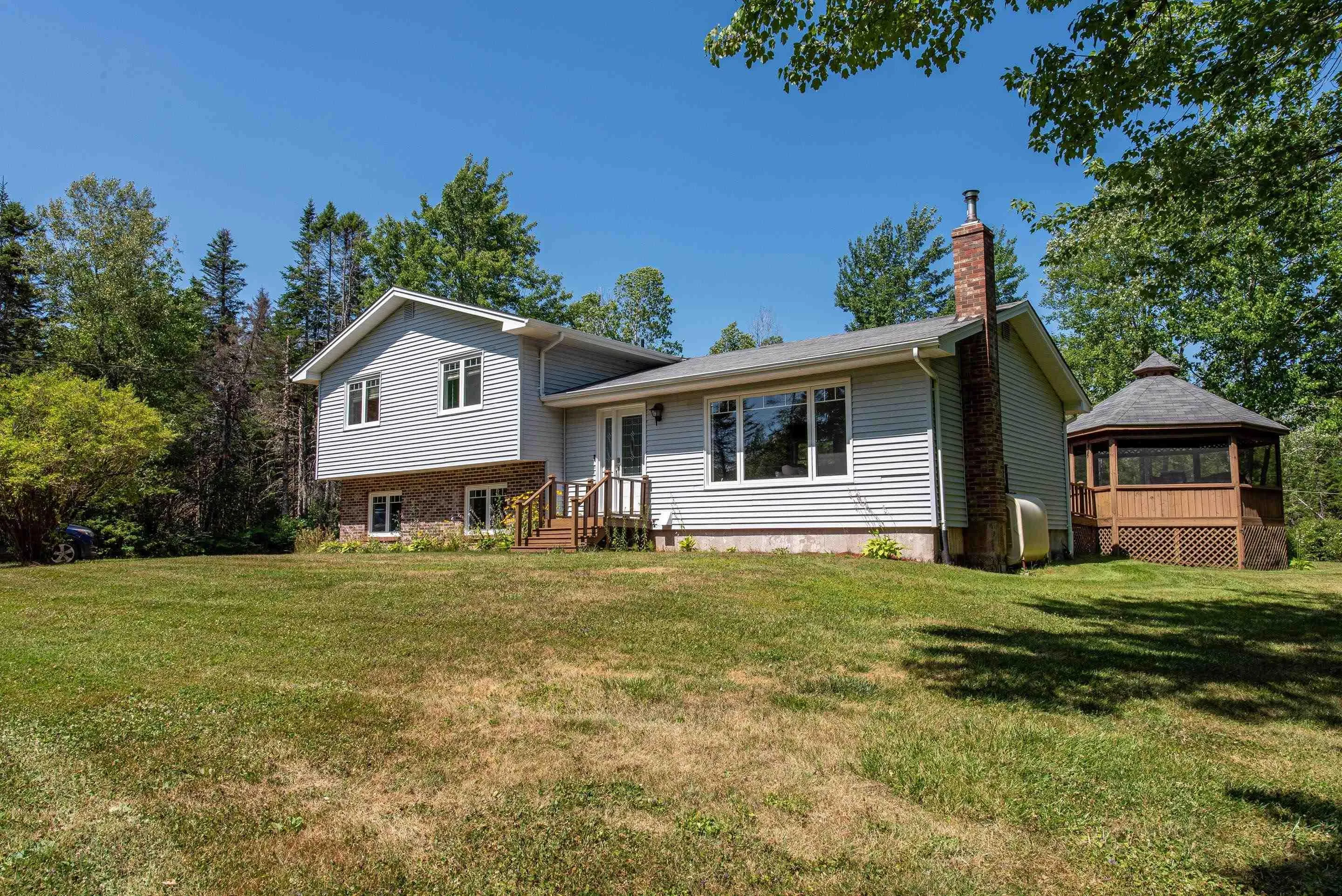 617 Highway 277, Dutch Settlement, NS B2S 2C7, 3 Bedrooms Bedrooms, ,2 BathroomsBathrooms,Residential,For Sale,Highway 277,202519077