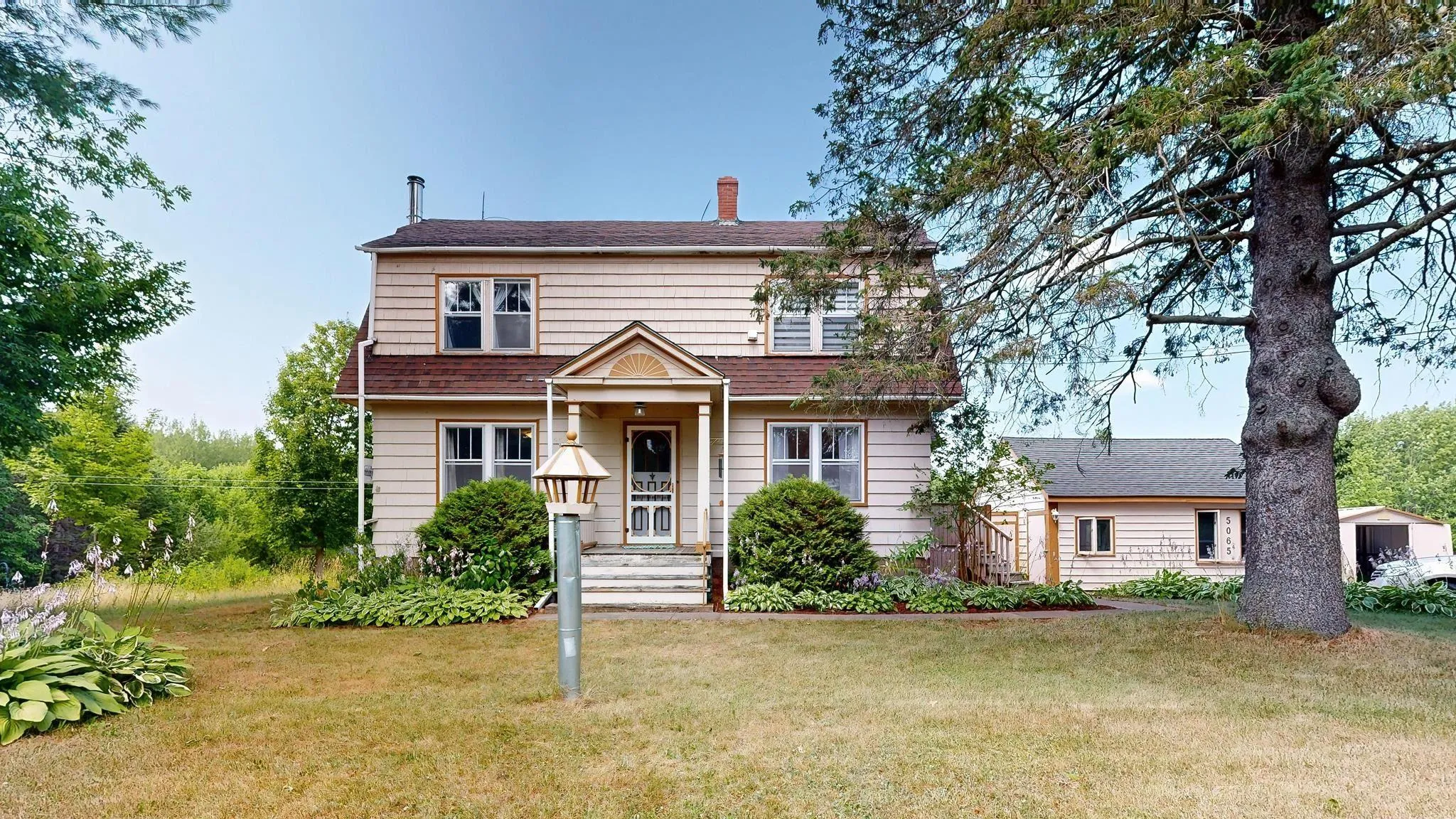5065 Highway 1, Waterville, NS B0P 1V0, 3 Bedrooms Bedrooms, ,1 BathroomBathrooms,Residential,For Sale,Highway 1,202519238