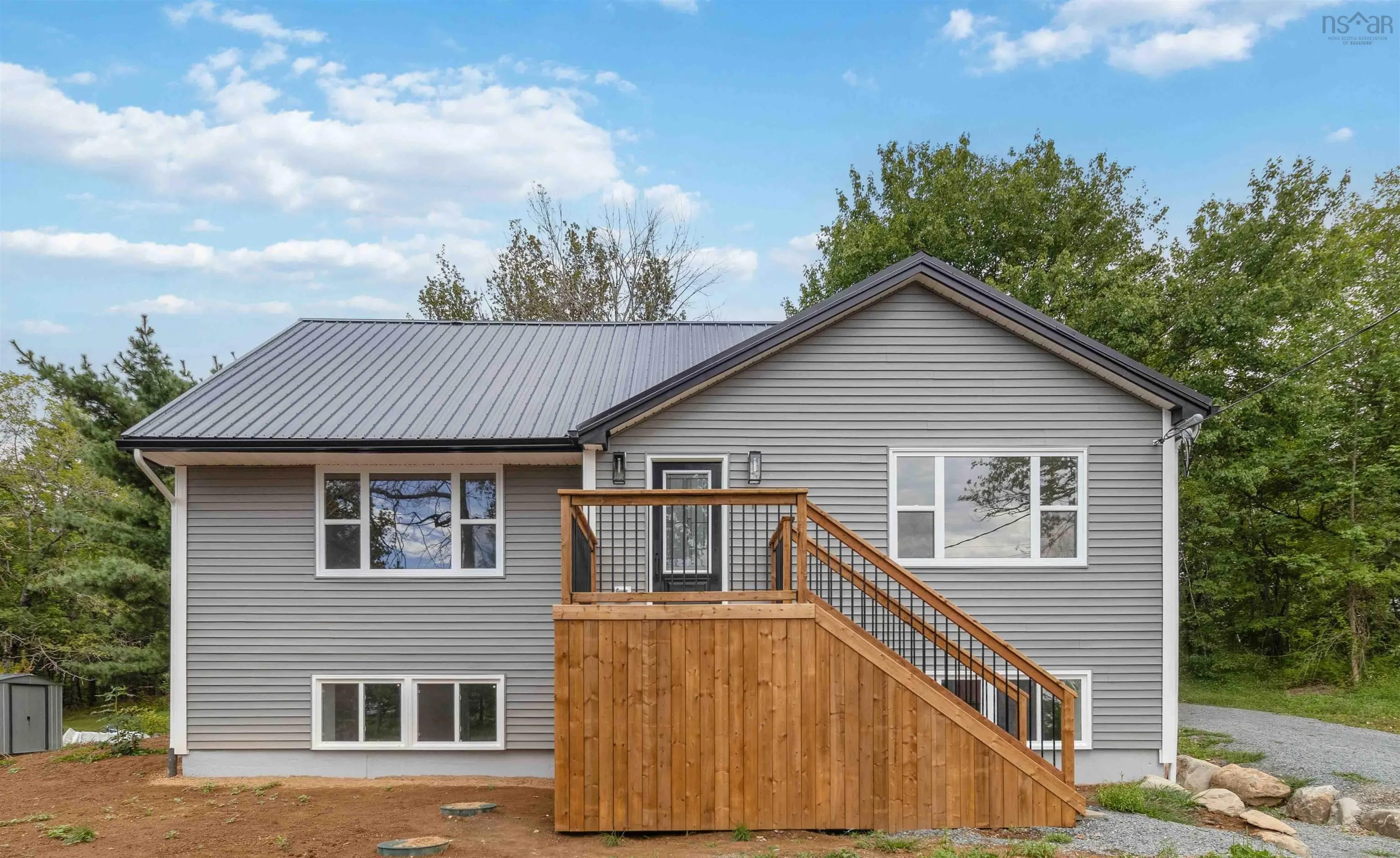 1 Patton Road, Upper Sackville, NS B4E 3C7, 6 Bedrooms Bedrooms, ,Residential Income,For Sale,Patton,202521895