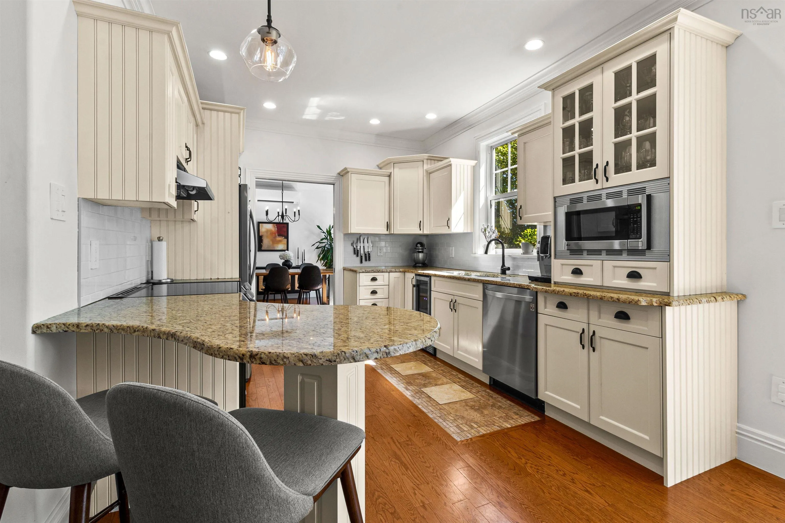 5750 Southwood Drive, Halifax Peninsula, NS B3H 4P4, 4 Bedrooms Bedrooms, ,4 BathroomsBathrooms,Residential,For Sale,Southwood,202522943