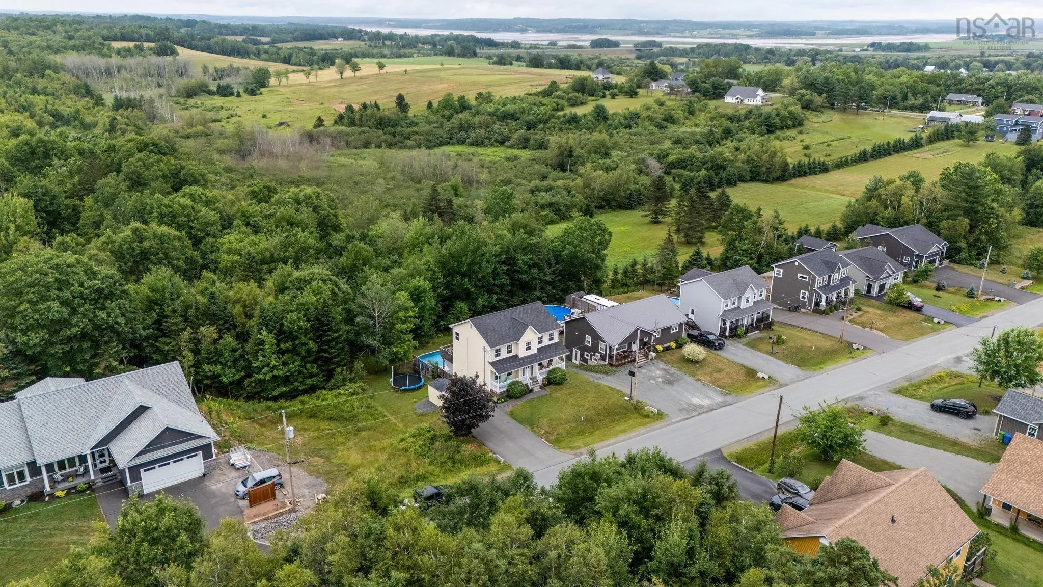 162 Halewood Drive, Falmouth, NS B0P 1P0, 4 Bedrooms Bedrooms, ,4 BathroomsBathrooms,Residential,For Sale,Halewood,202518431