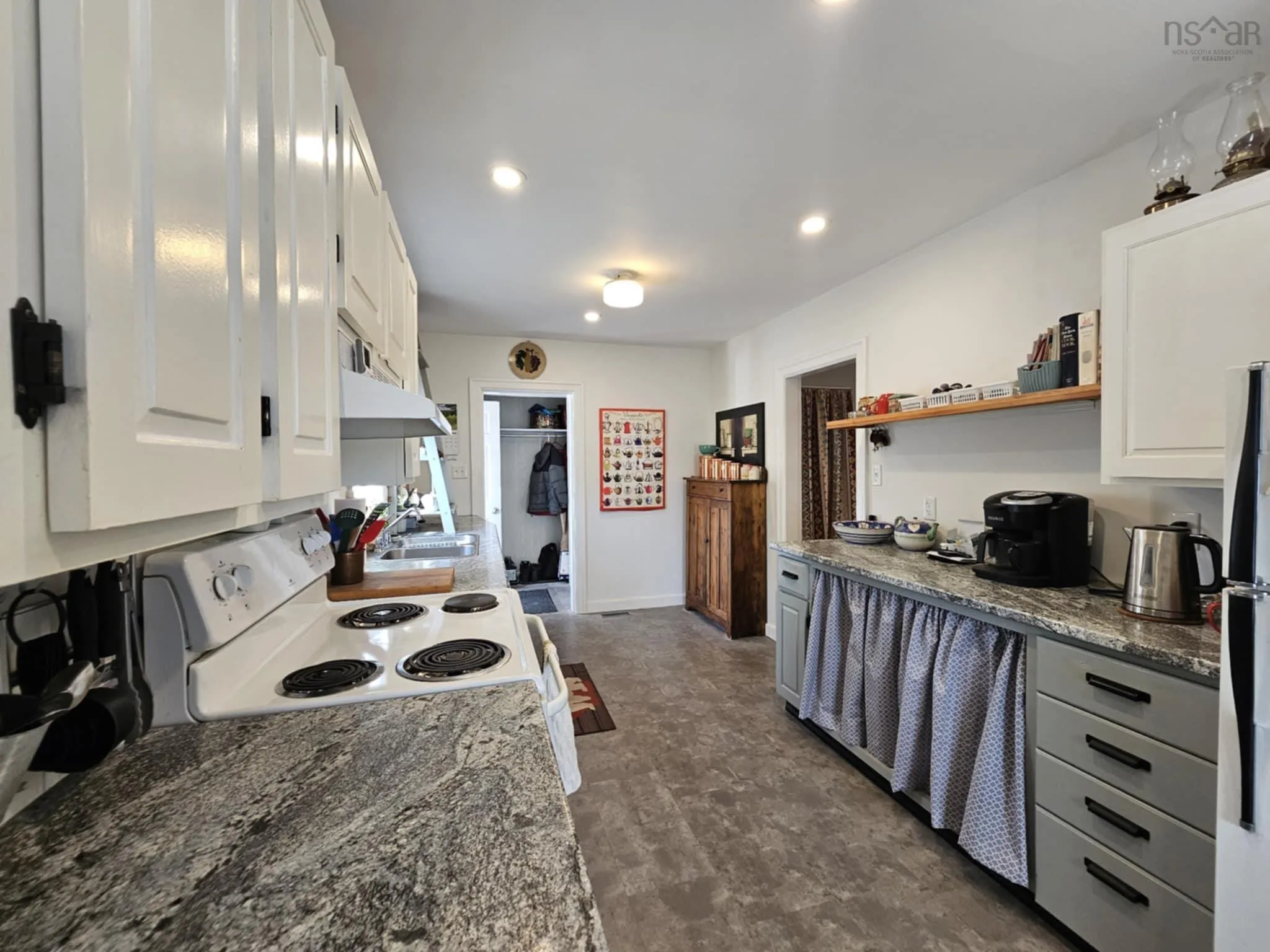144 Pleasant Street, Stellarton Ns B0k 1s0, 3 Bedrooms Bedrooms, ,2 BathroomsBathrooms,Residential,For Sale,Pleasant,202507783