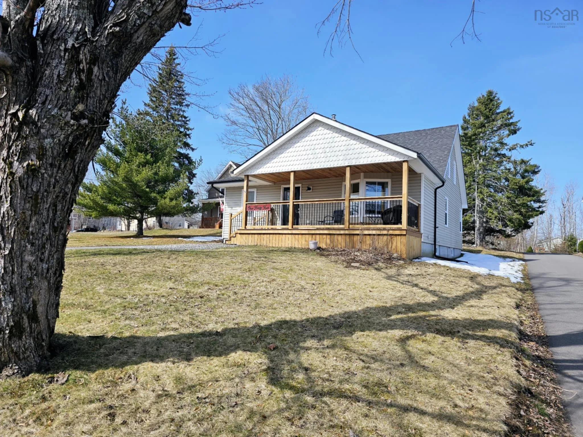 144 Pleasant Street, Stellarton Ns B0k 1s0, 3 Bedrooms Bedrooms, ,2 BathroomsBathrooms,Residential,For Sale,Pleasant,202507783