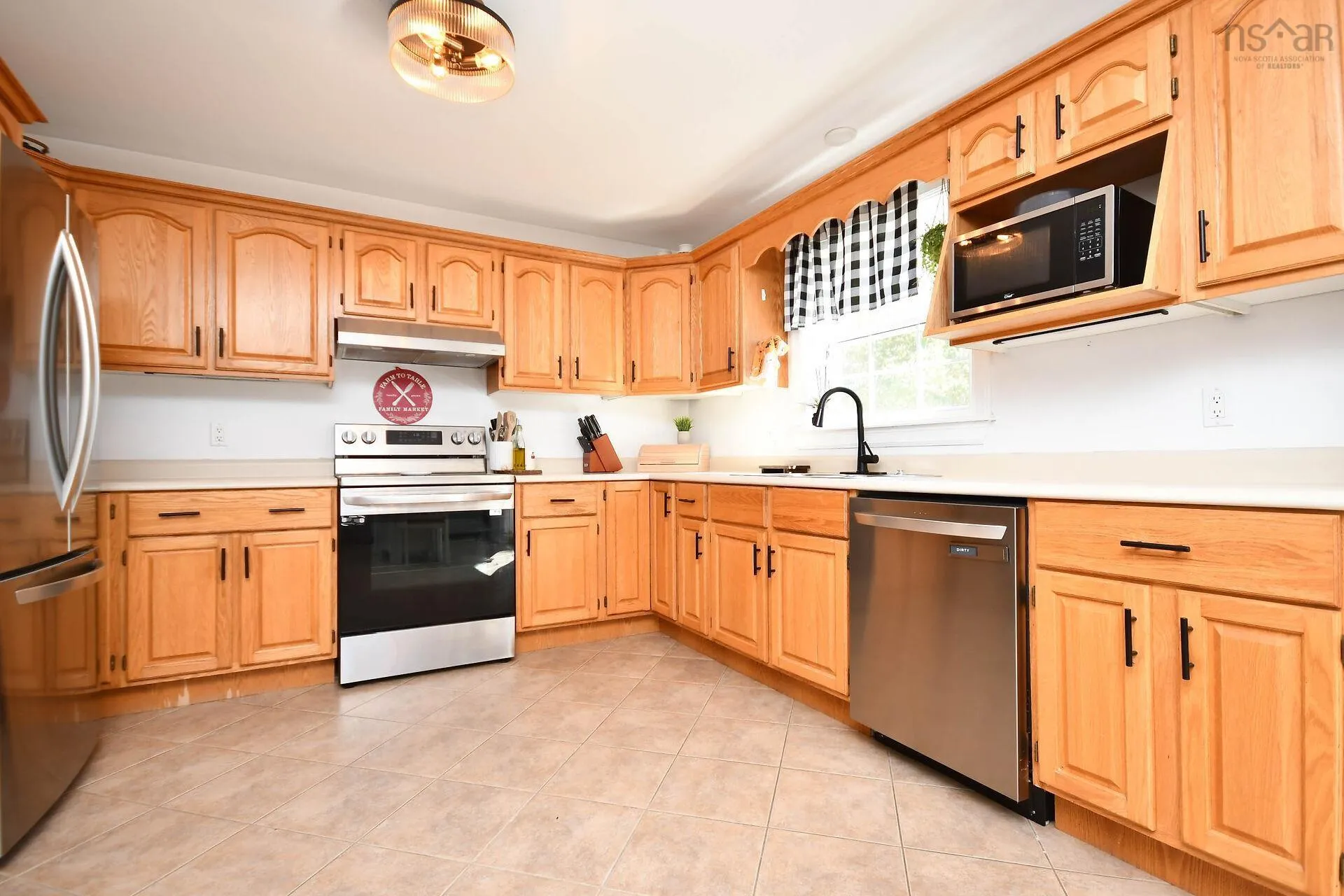 53 Rivendale Drive, Beaver Bank, NS B4G 1B6, 4 Bedrooms Bedrooms, ,4 BathroomsBathrooms,Residential,For Sale,Rivendale,202524754