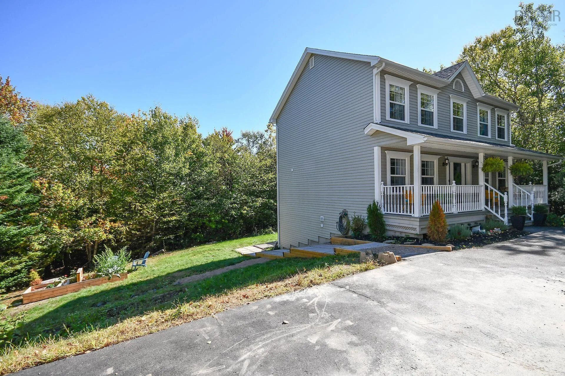 53 Rivendale Drive, Beaver Bank, NS B4G 1B6, 4 Bedrooms Bedrooms, ,4 BathroomsBathrooms,Residential,For Sale,Rivendale,202524754