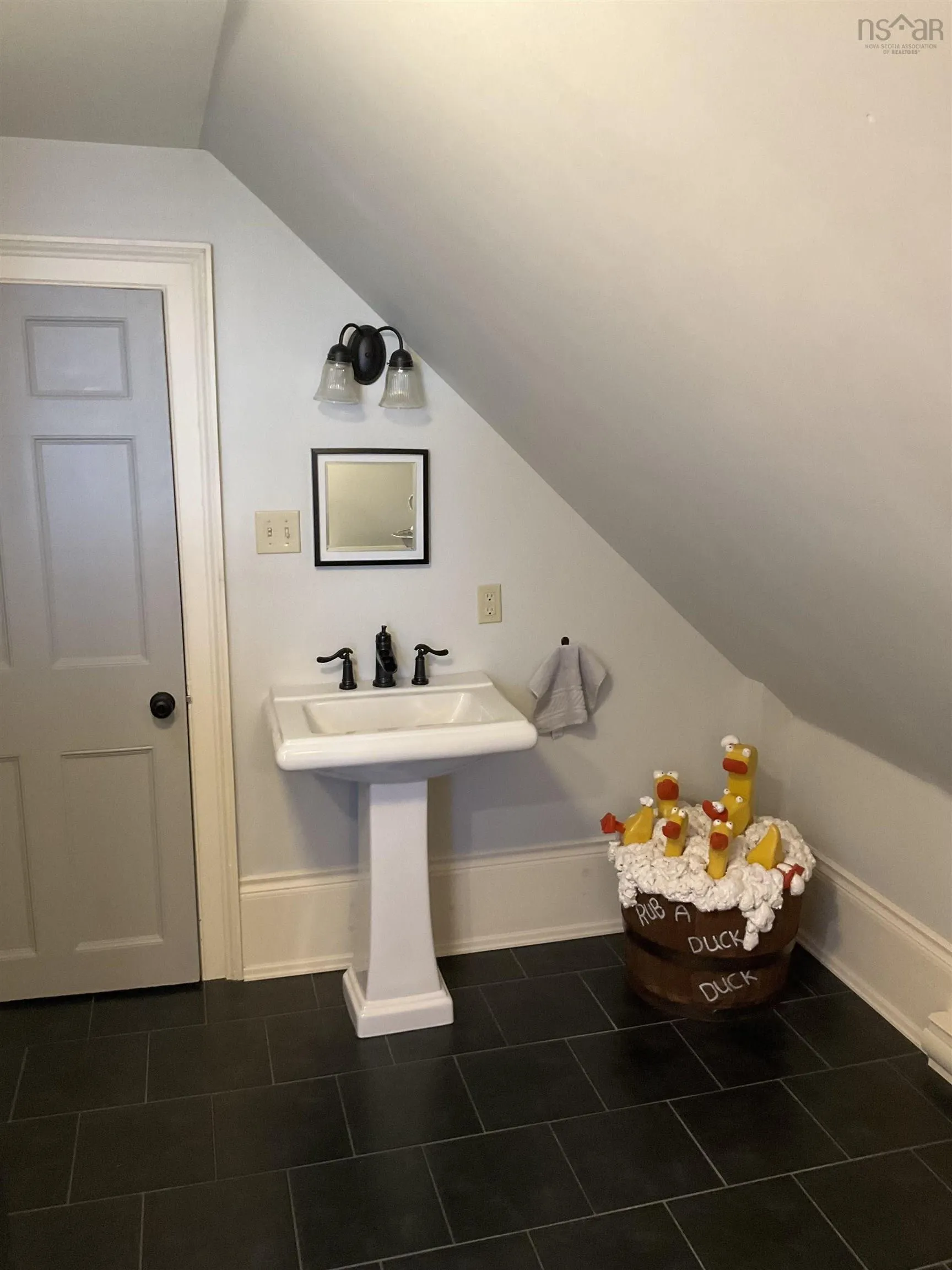 382 Main Street, Liverpool Ns B0t 1k0, 3 Bedrooms Bedrooms, ,3 BathroomsBathrooms,Residential,For Sale,Main,202419197