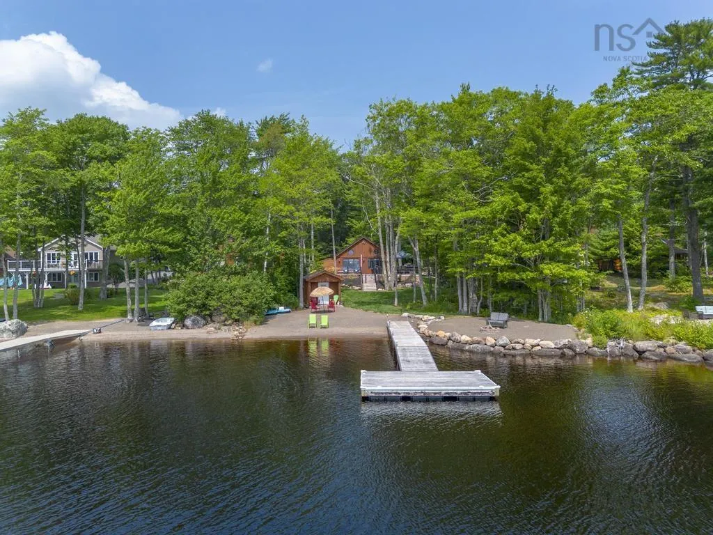 74 Canyon Point Road, Vaughan, NS B0N 2T0, 2 Bedrooms Bedrooms, ,1 BathroomBathrooms,Residential,For Sale,Canyon Point,202520015