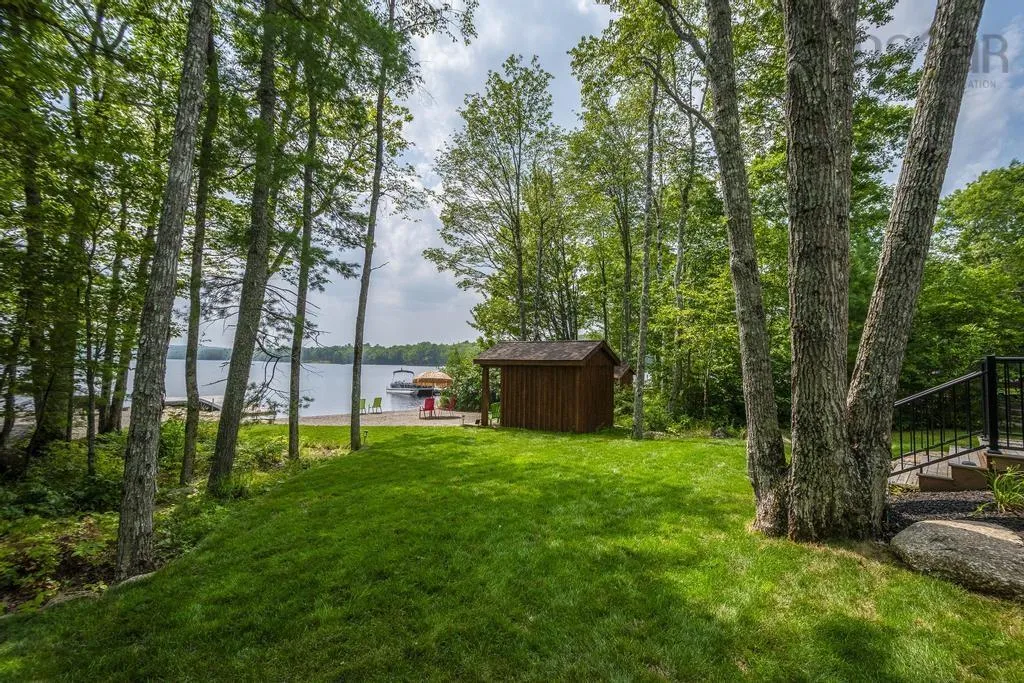 74 Canyon Point Road, Vaughan, NS B0N 2T0, 2 Bedrooms Bedrooms, ,1 BathroomBathrooms,Residential,For Sale,Canyon Point,202520015