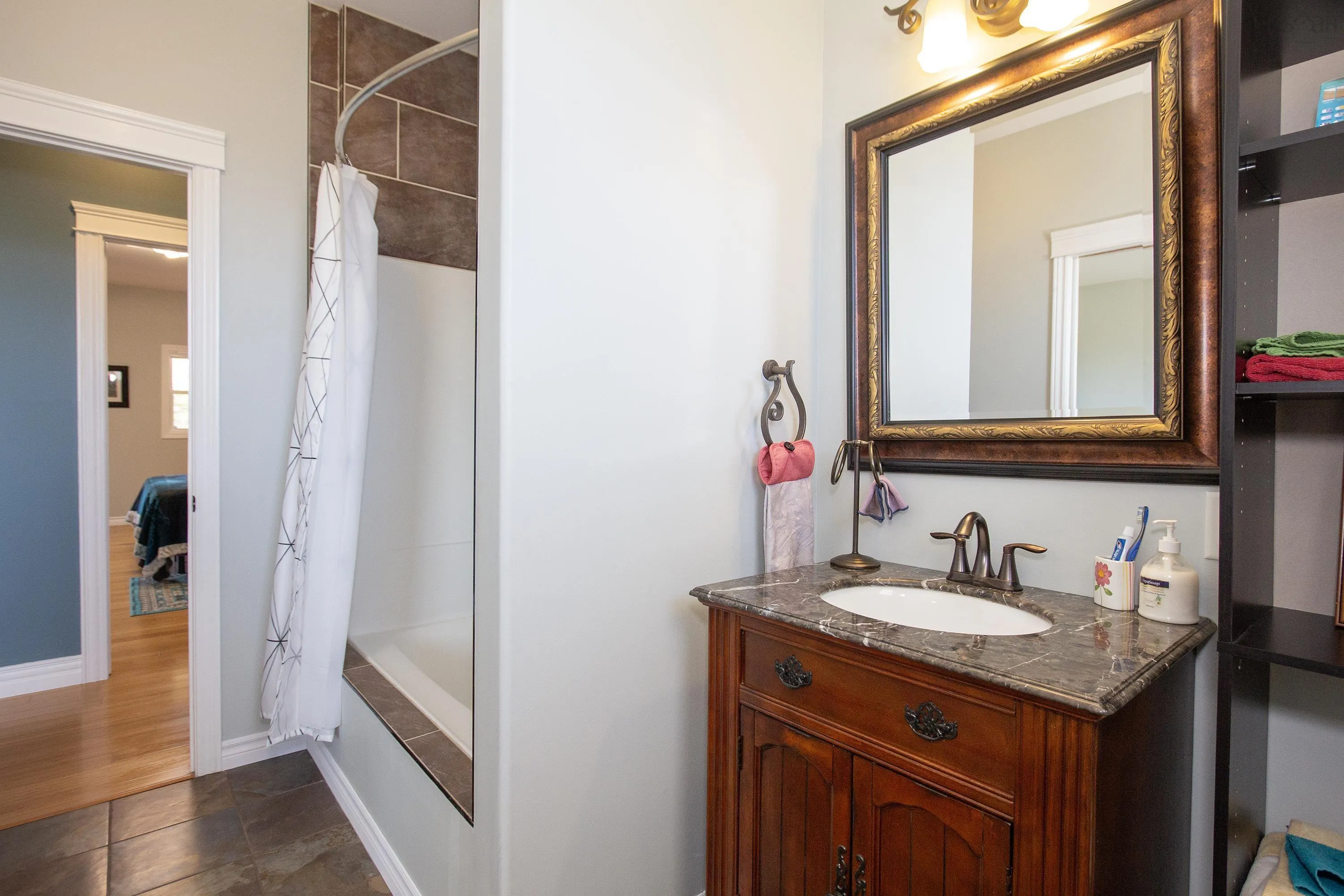 158 Robinson Road, Amherst Head, NS B4H 3Y2, 3 Bedrooms Bedrooms, ,4 BathroomsBathrooms,Residential,For Sale,Robinson,202519556