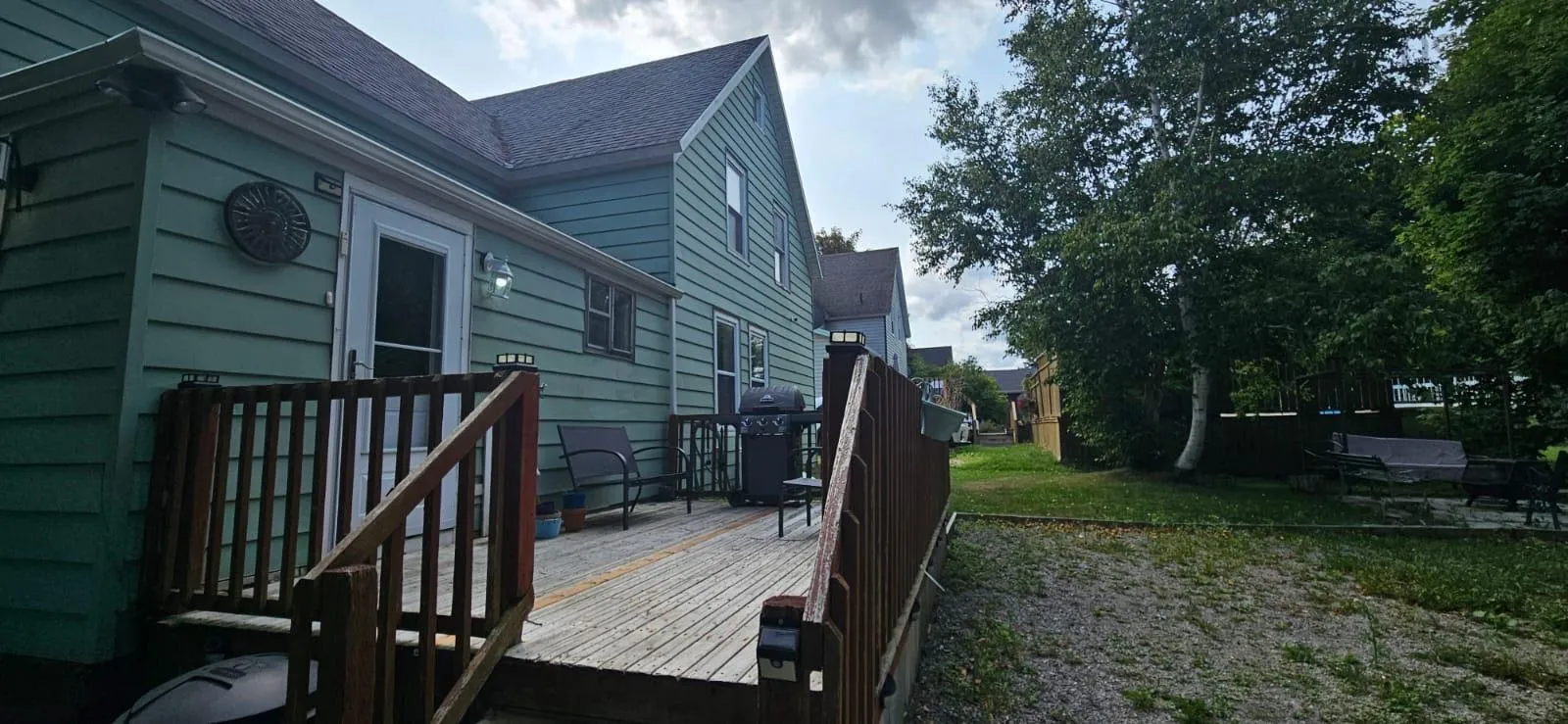 12 Queen Street, Sydney Mines, NS B1V 1K6, 4 Bedrooms Bedrooms, ,2 BathroomsBathrooms,Residential,For Sale,Queen Street,202523278
