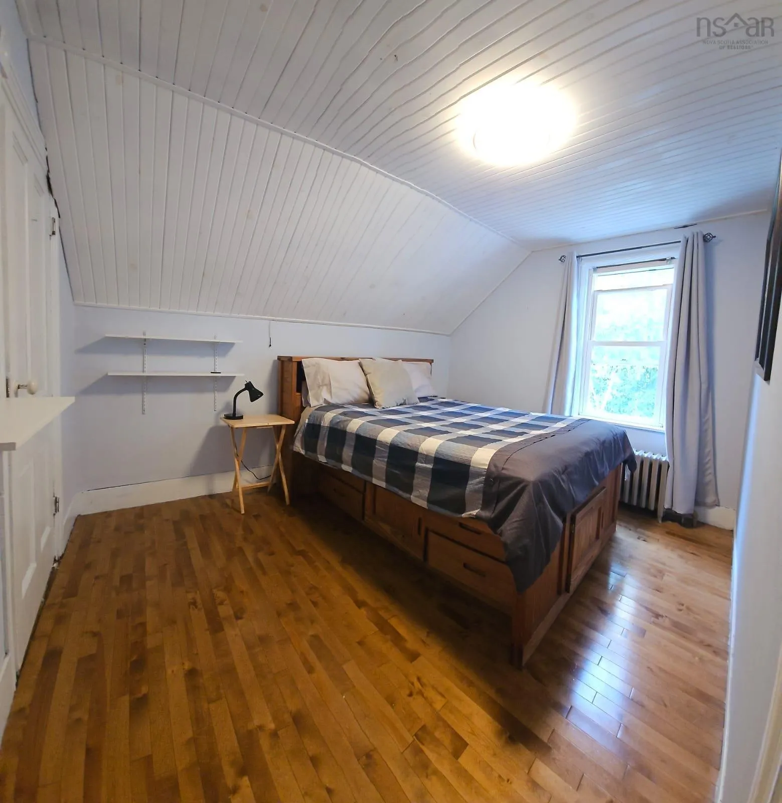 12 Queen Street, Sydney Mines, NS B1V 1K6, 4 Bedrooms Bedrooms, ,2 BathroomsBathrooms,Residential,For Sale,Queen Street,202523278