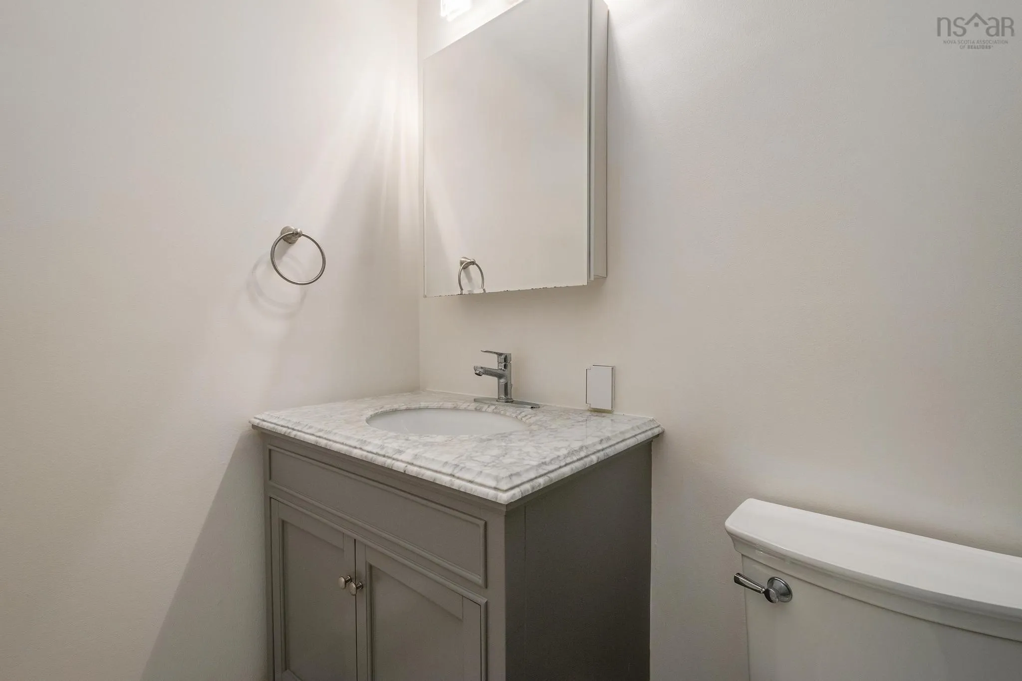 5905 Bilton Lane, Halifax, NS B3H 4M3, 3 Bedrooms Bedrooms, ,4 BathroomsBathrooms,Residential,For Sale,Bilton,202521844