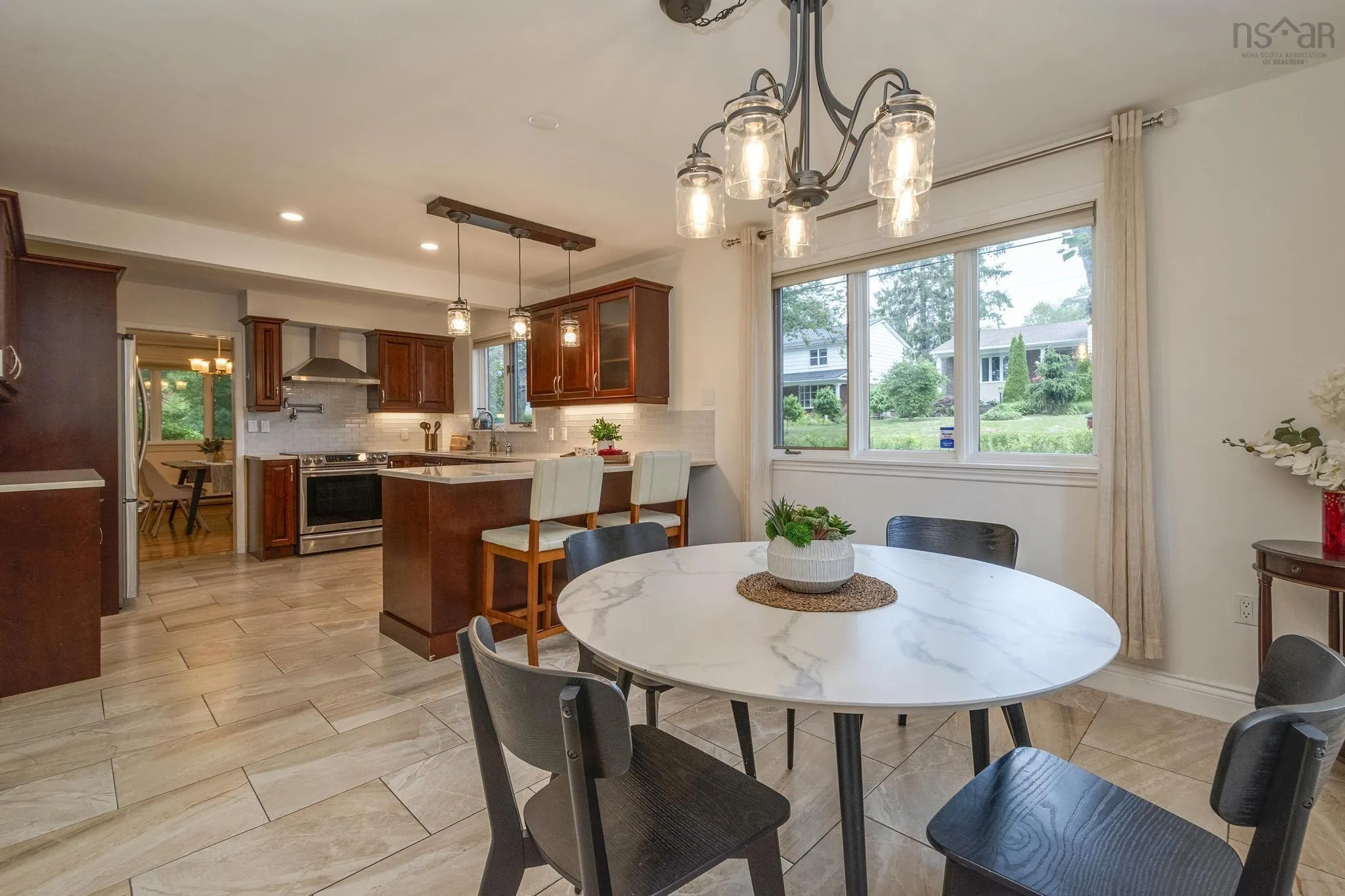 5905 Bilton Lane, Halifax, NS B3H 4M3, 3 Bedrooms Bedrooms, ,4 BathroomsBathrooms,Residential,For Sale,Bilton,202521844