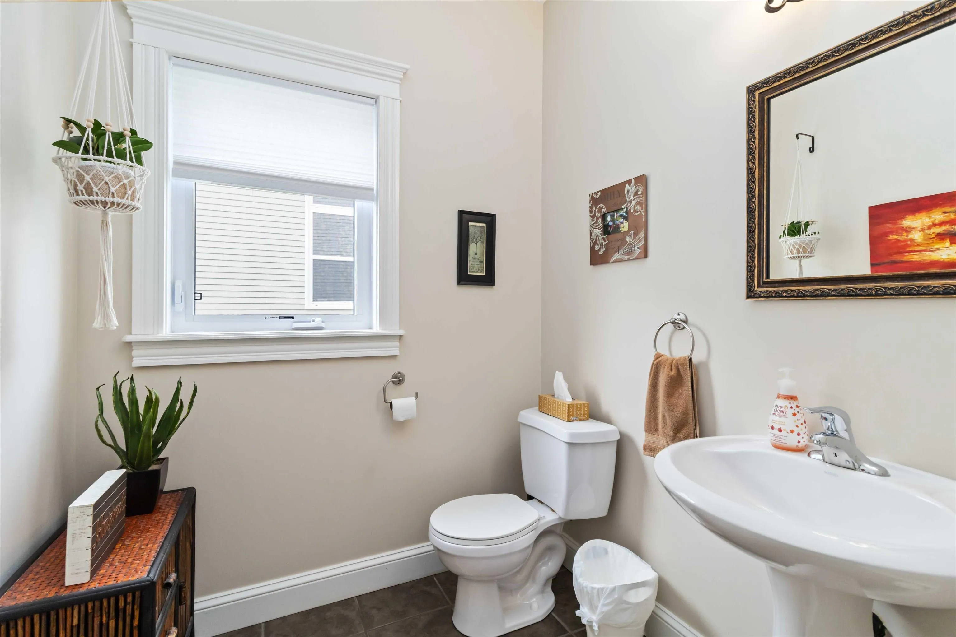 233 Starboard Drive, Halifax, NS B3M 4V4, 4 Bedrooms Bedrooms, ,4 BathroomsBathrooms,Residential,For Sale,Starboard,202522942