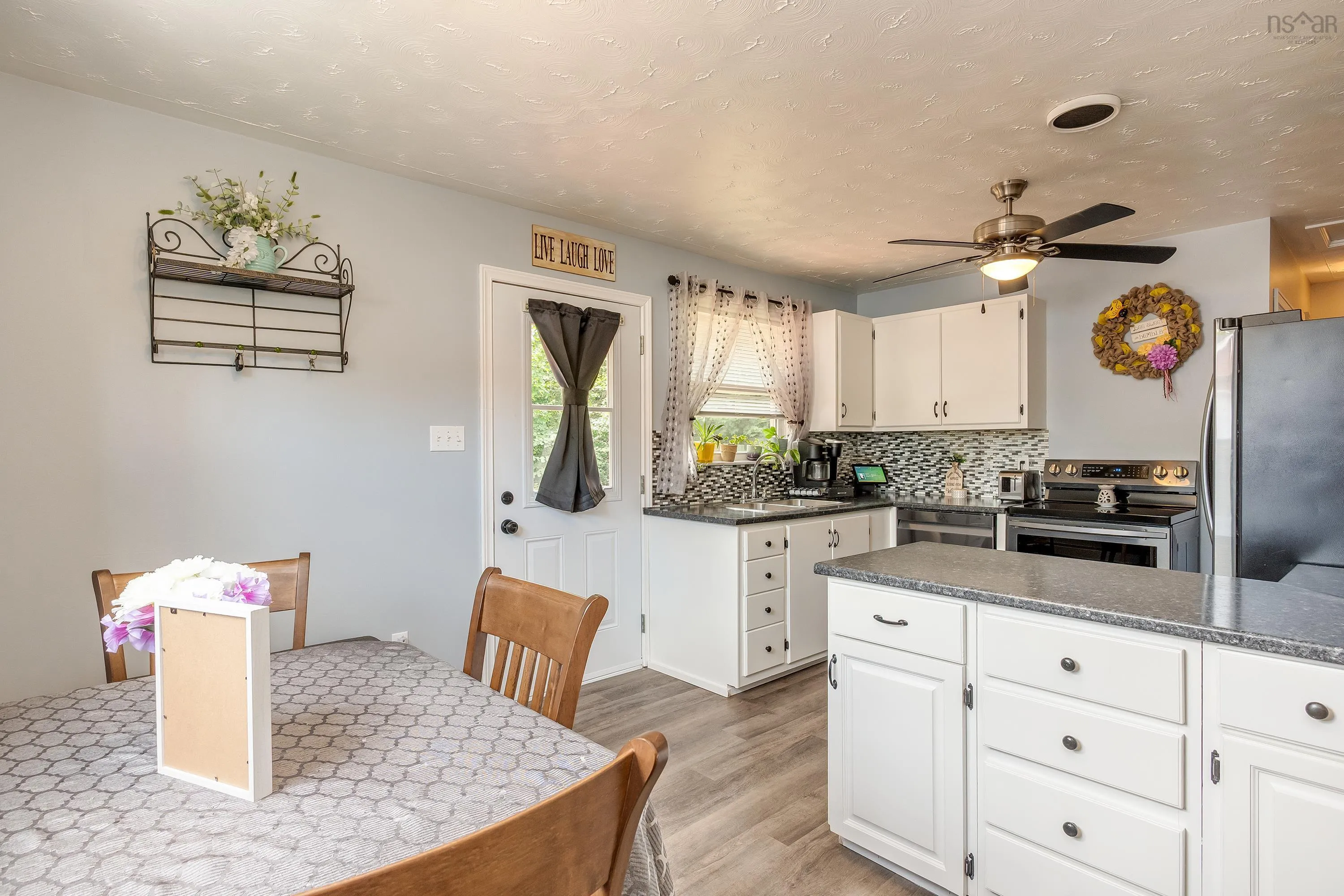 1033 Cavelle Terrace, Canning, NS B0P 1H0, 3 Bedrooms Bedrooms, ,1 BathroomBathrooms,Residential,For Sale,Cavelle,202518428