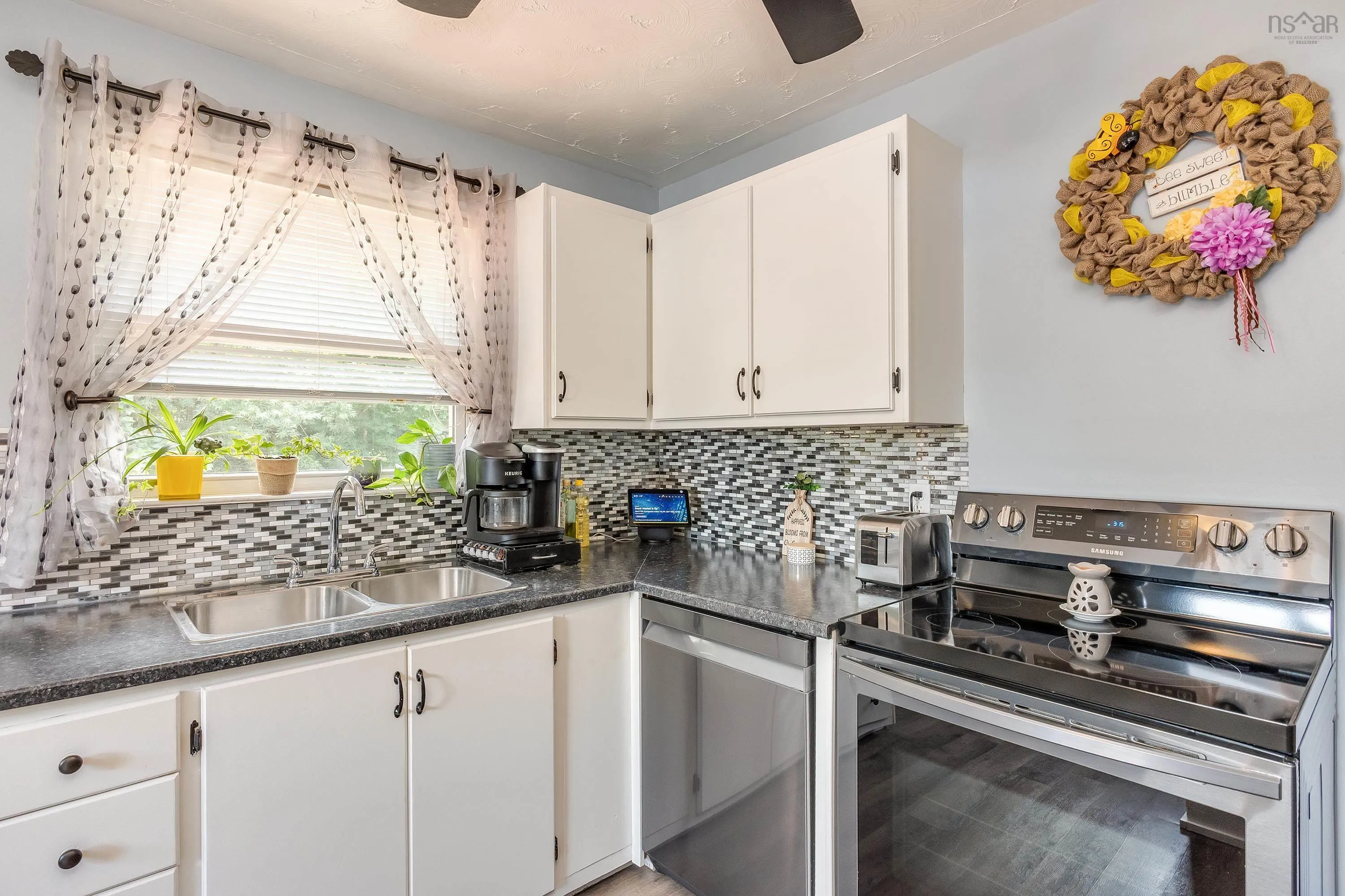 1033 Cavelle Terrace, Canning, NS B0P 1H0, 3 Bedrooms Bedrooms, ,1 BathroomBathrooms,Residential,For Sale,Cavelle,202518428