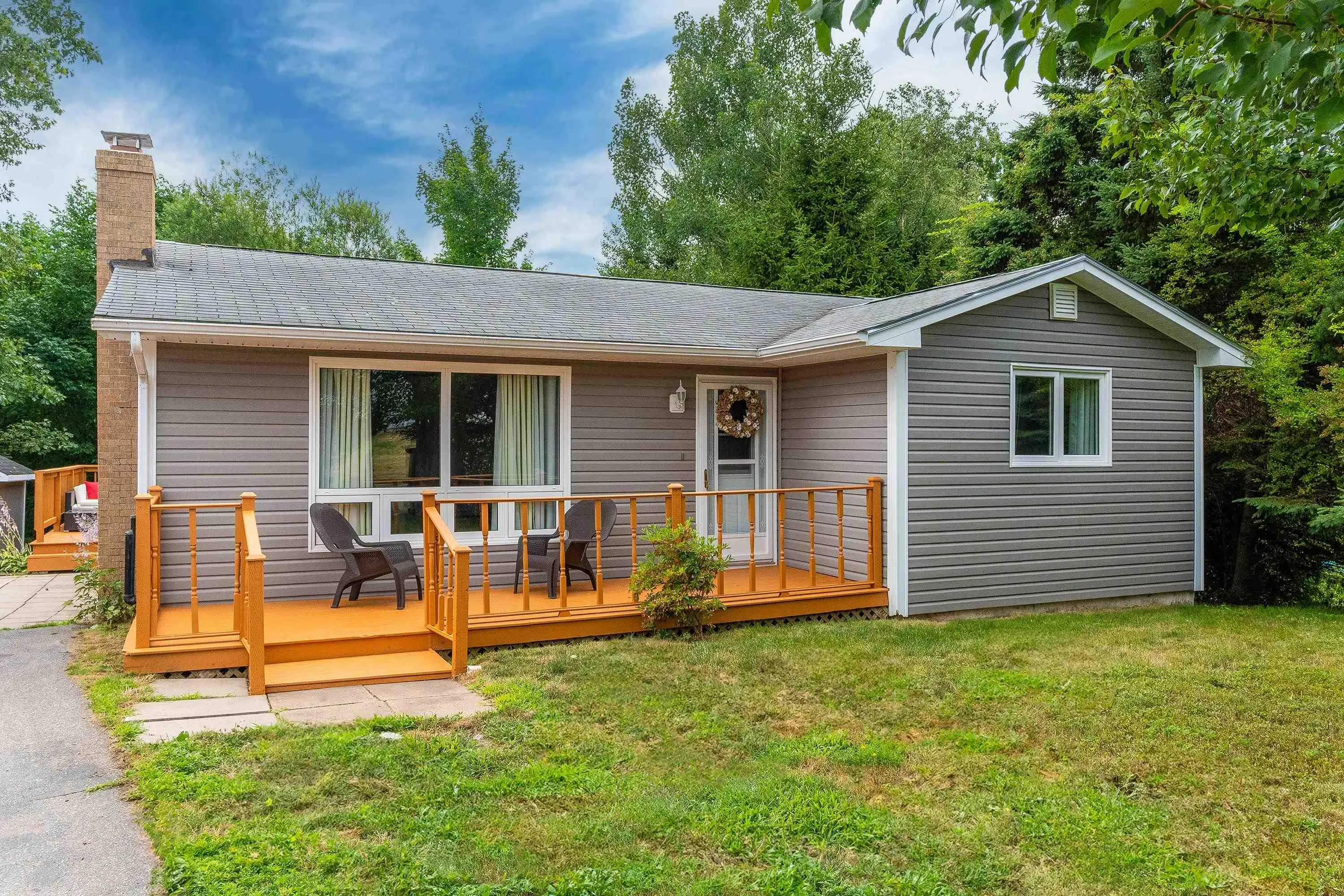 1033 Cavelle Terrace, Canning, NS B0P 1H0, 3 Bedrooms Bedrooms, ,1 BathroomBathrooms,Residential,For Sale,Cavelle,202518428