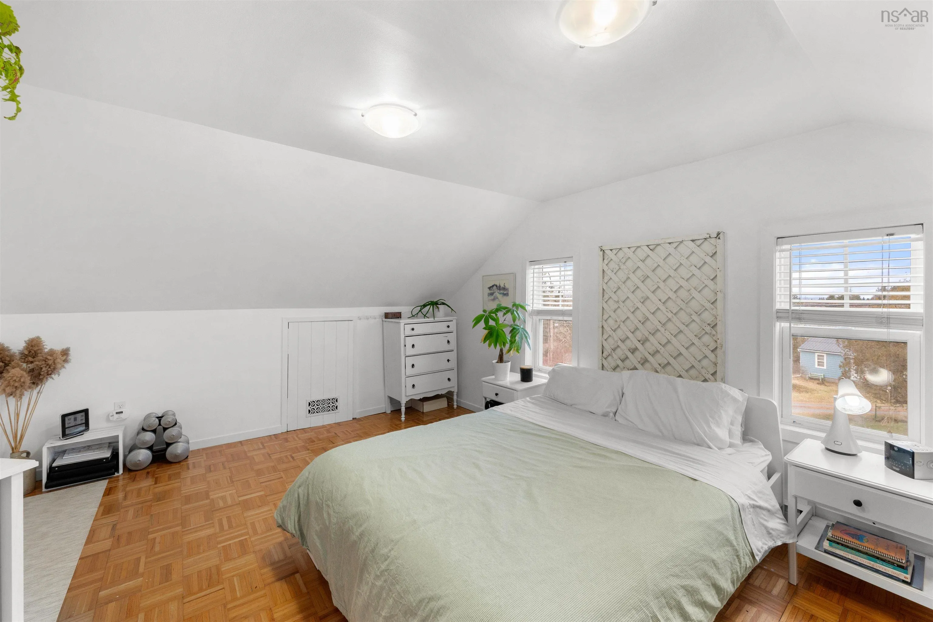 11377 Peggys Cove Road, Seabright Ns B3z 2z3, 2 Bedrooms Bedrooms, ,4 BathroomsBathrooms,Residential,For Sale,Peggys Cove Road,202501026