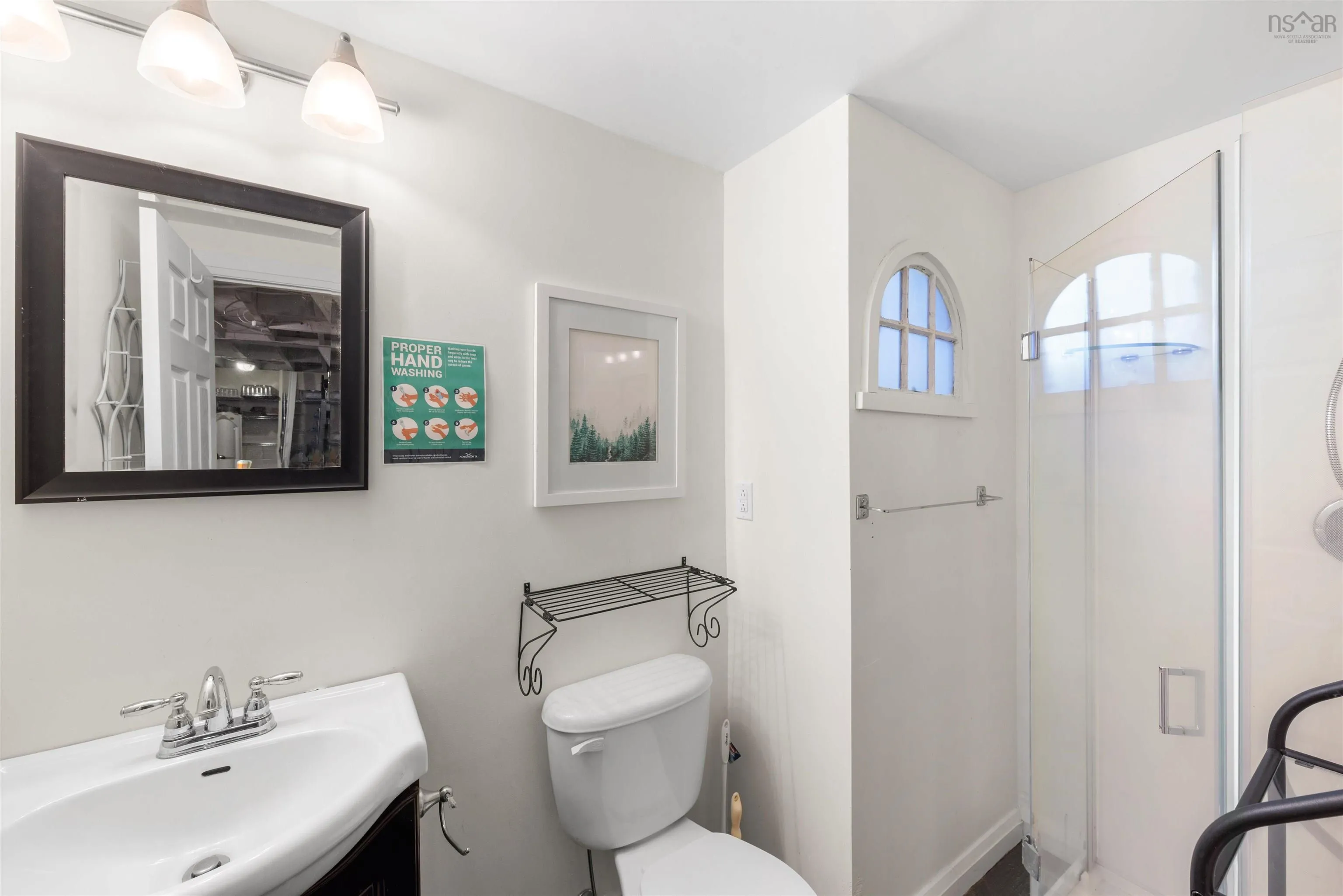 11377 Peggys Cove Road, Seabright Ns B3z 2z3, 2 Bedrooms Bedrooms, ,4 BathroomsBathrooms,Residential,For Sale,Peggys Cove Road,202501026
