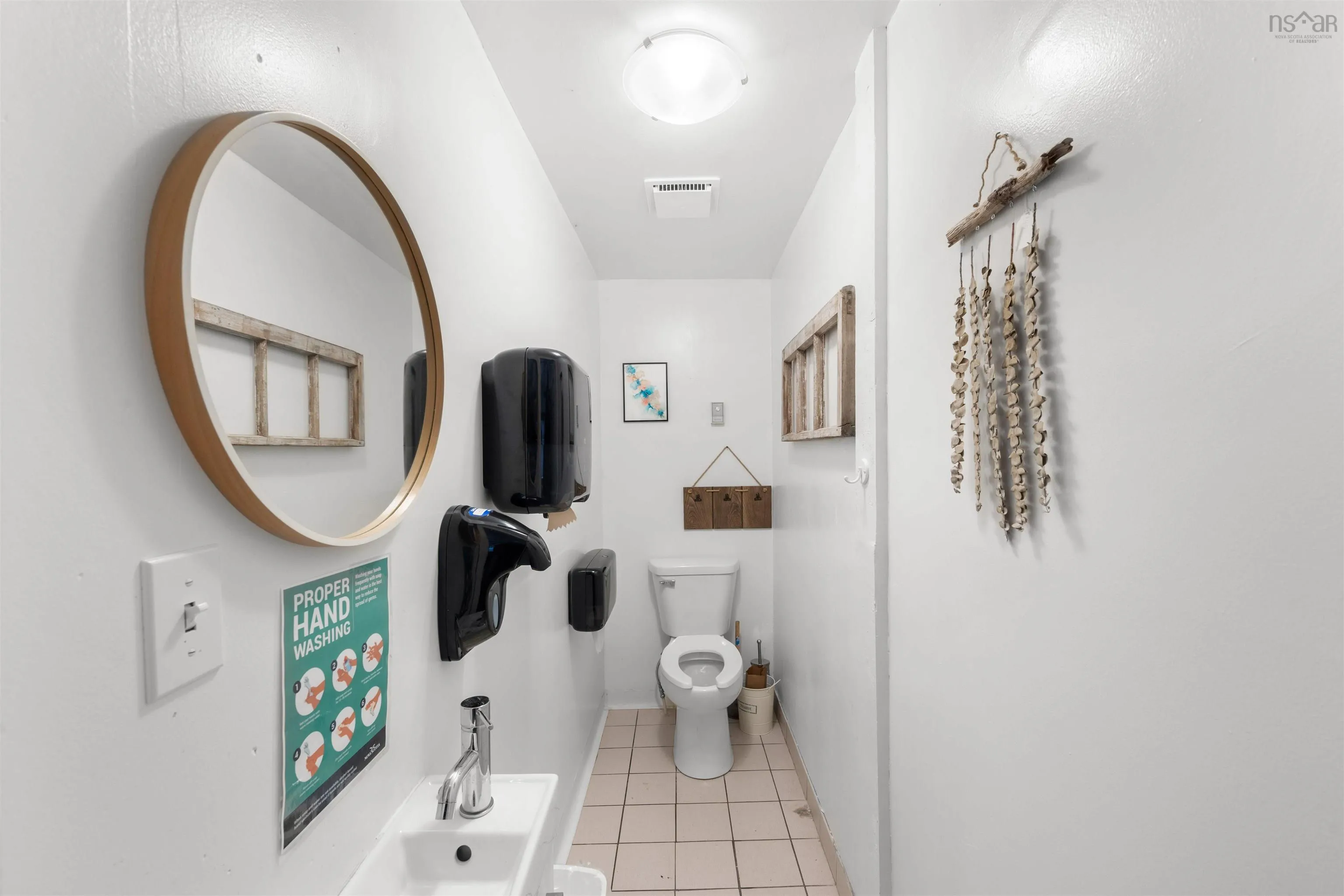 11377 Peggys Cove Road, Seabright Ns B3z 2z3, 2 Bedrooms Bedrooms, ,4 BathroomsBathrooms,Residential,For Sale,Peggys Cove Road,202501026