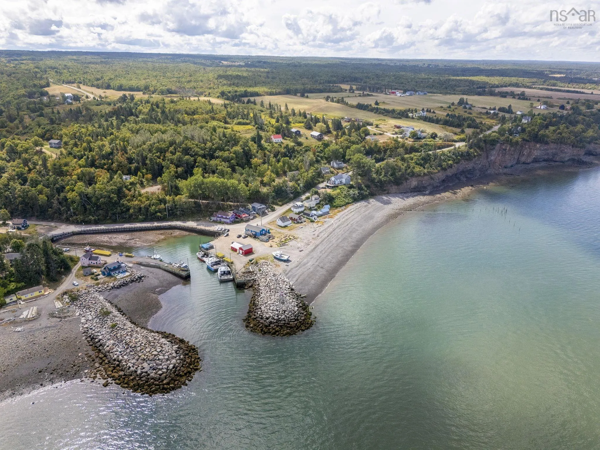 3252 Long Point Road, Harbourville, NS B0P 1E0, 3 Bedrooms Bedrooms, ,1 BathroomBathrooms,Residential,For Sale,Long Point,202522756