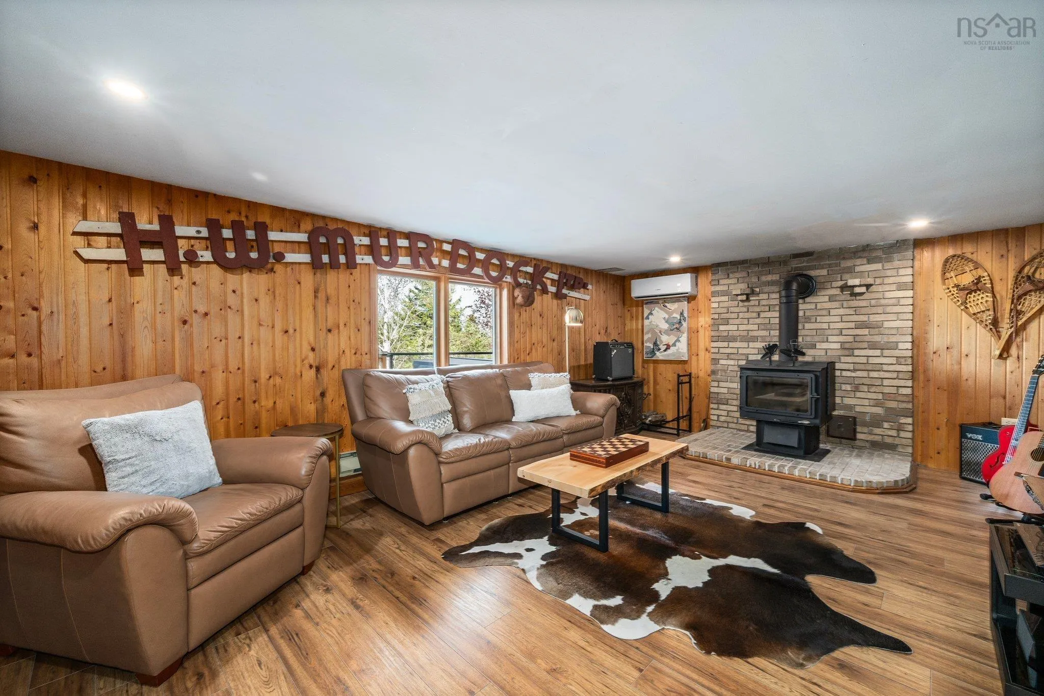 27 Chartwell Lane, Halifax, NS B3M 3S7, 4 Bedrooms Bedrooms, ,4 BathroomsBathrooms,Residential,For Sale,Chartwell,202520701