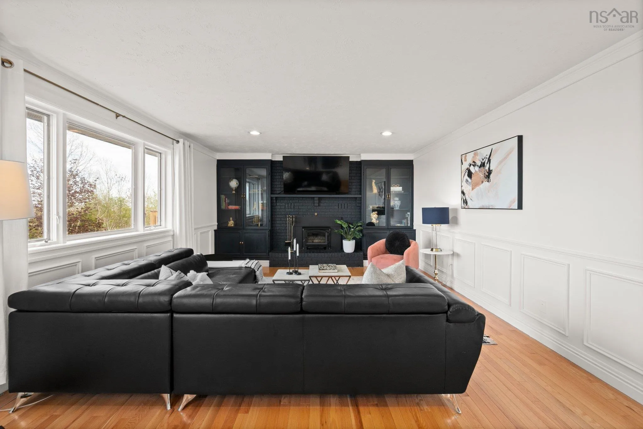 27 Chartwell Lane, Halifax, NS B3M 3S7, 4 Bedrooms Bedrooms, ,4 BathroomsBathrooms,Residential,For Sale,Chartwell,202520701