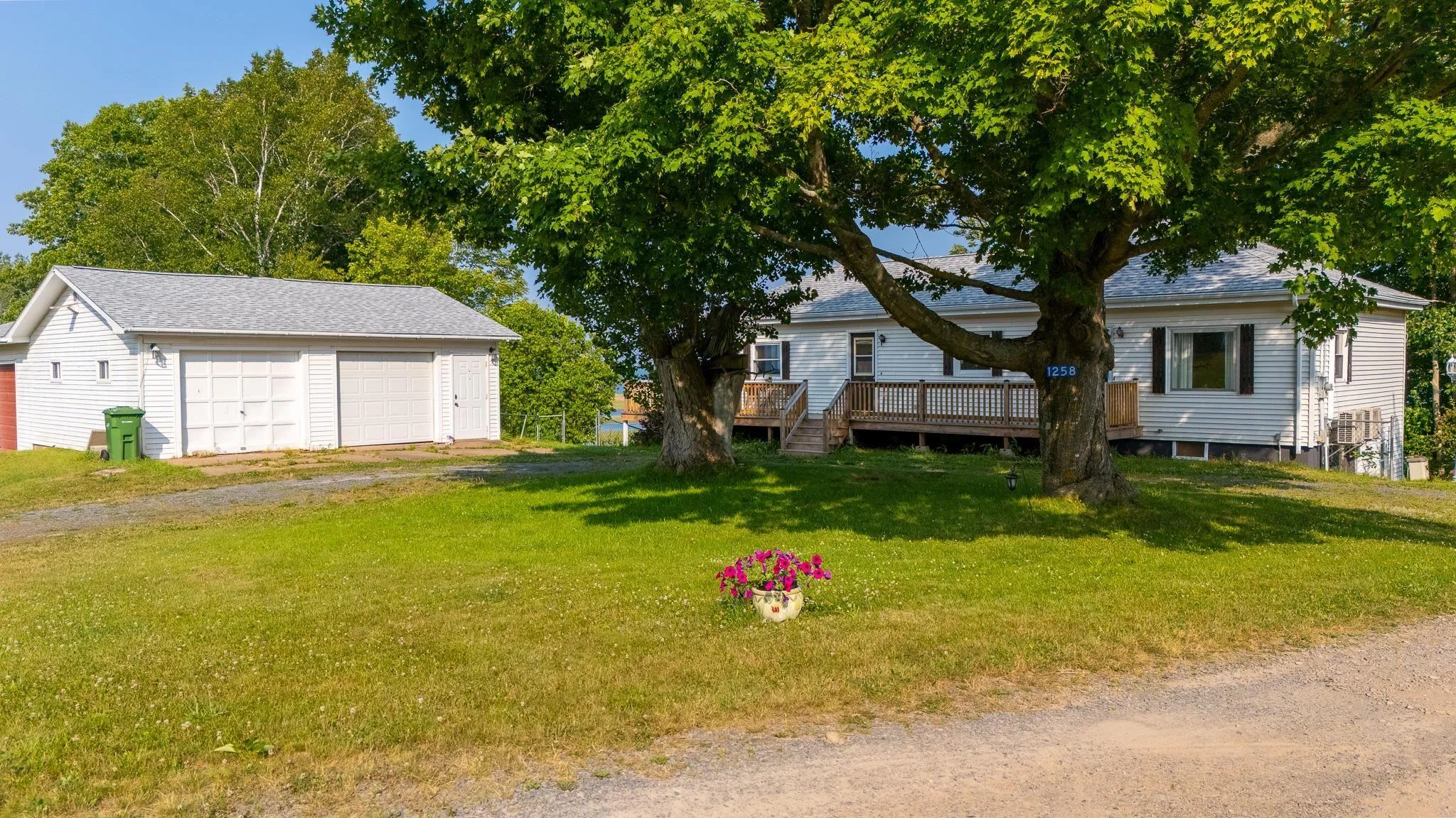 1258 Pereau Road, Upper Pereau, NS B0P 1H0, 3 Bedrooms Bedrooms, ,2 BathroomsBathrooms,Residential,For Sale,Pereau,202518050