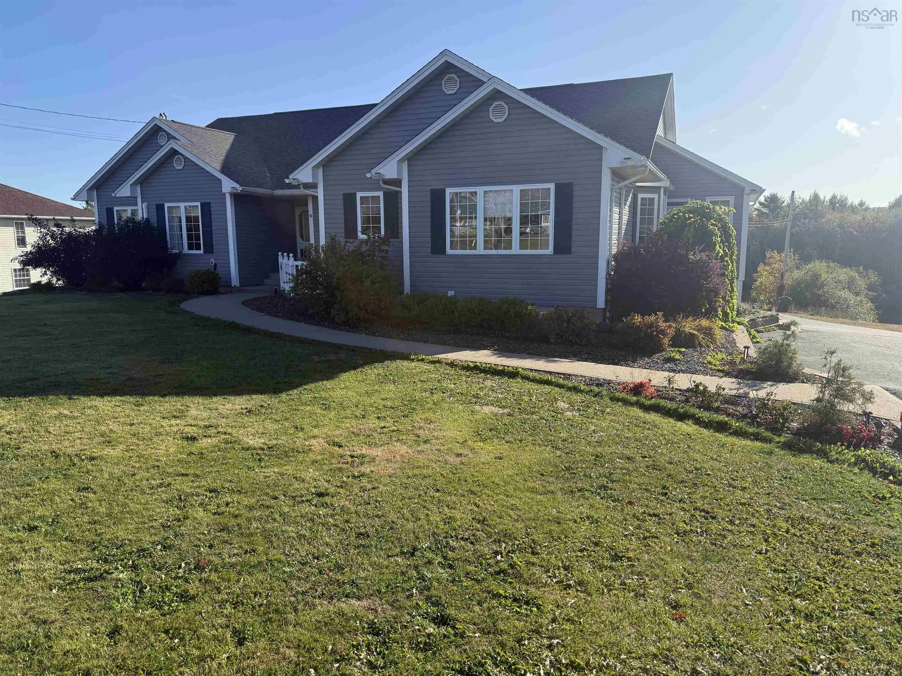 111 2 Highway, Enfield, NS B2T 1C8, 5 Bedrooms Bedrooms, ,5 BathroomsBathrooms,Residential,For Sale,2,202524871