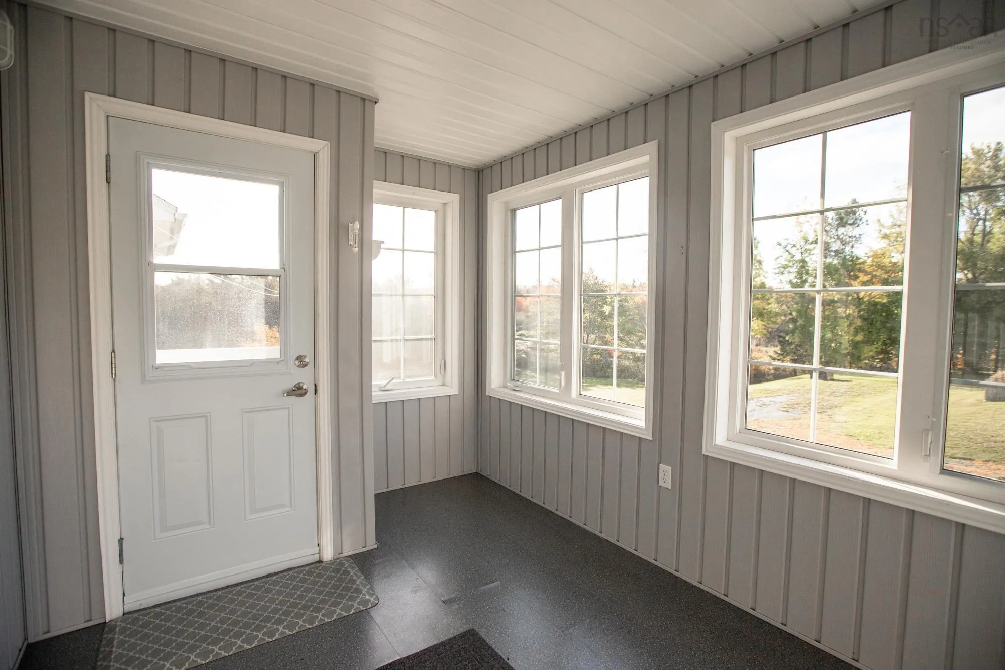 111 2 Highway, Enfield, NS B2T 1C8, 5 Bedrooms Bedrooms, ,5 BathroomsBathrooms,Residential,For Sale,2,202524871
