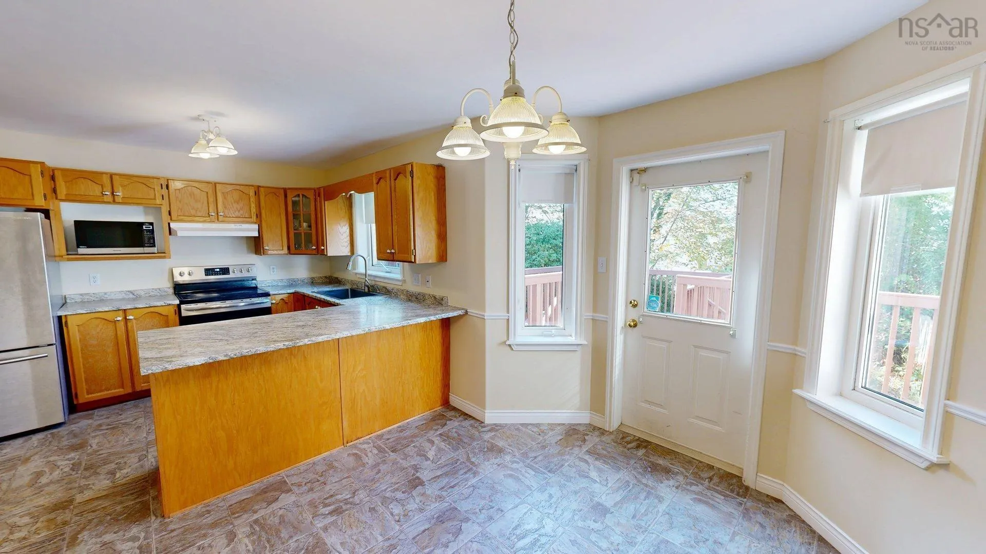 11 Glenbourne Court, Halifax, NS B3S 1E2, 3 Bedrooms Bedrooms, ,3 BathroomsBathrooms,Residential,For Sale,Glenbourne Court,202524518