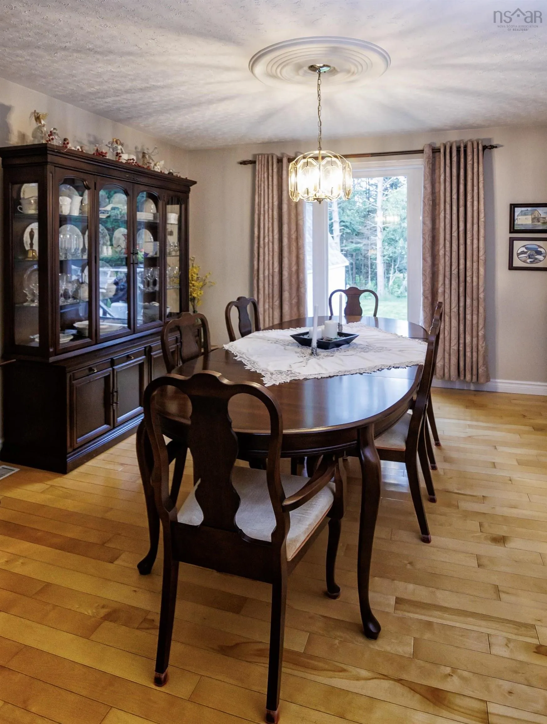 18 Tamarack Drive, Valley, NS B6L 2V9, 4 Bedrooms Bedrooms, ,2 BathroomsBathrooms,Residential,For Sale,Tamarack,202523079