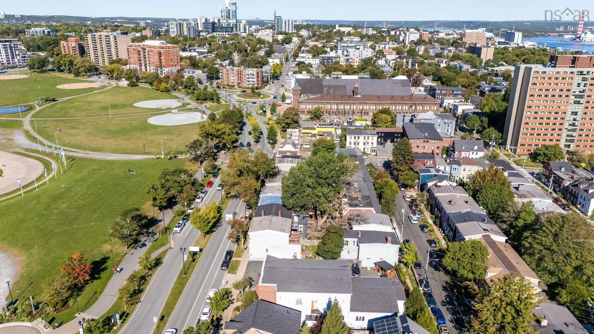 2039 North Park Street, Halifax, NS B3K 4B2, 3 Bedrooms Bedrooms, ,Residential Income,For Sale,North Park,202523981