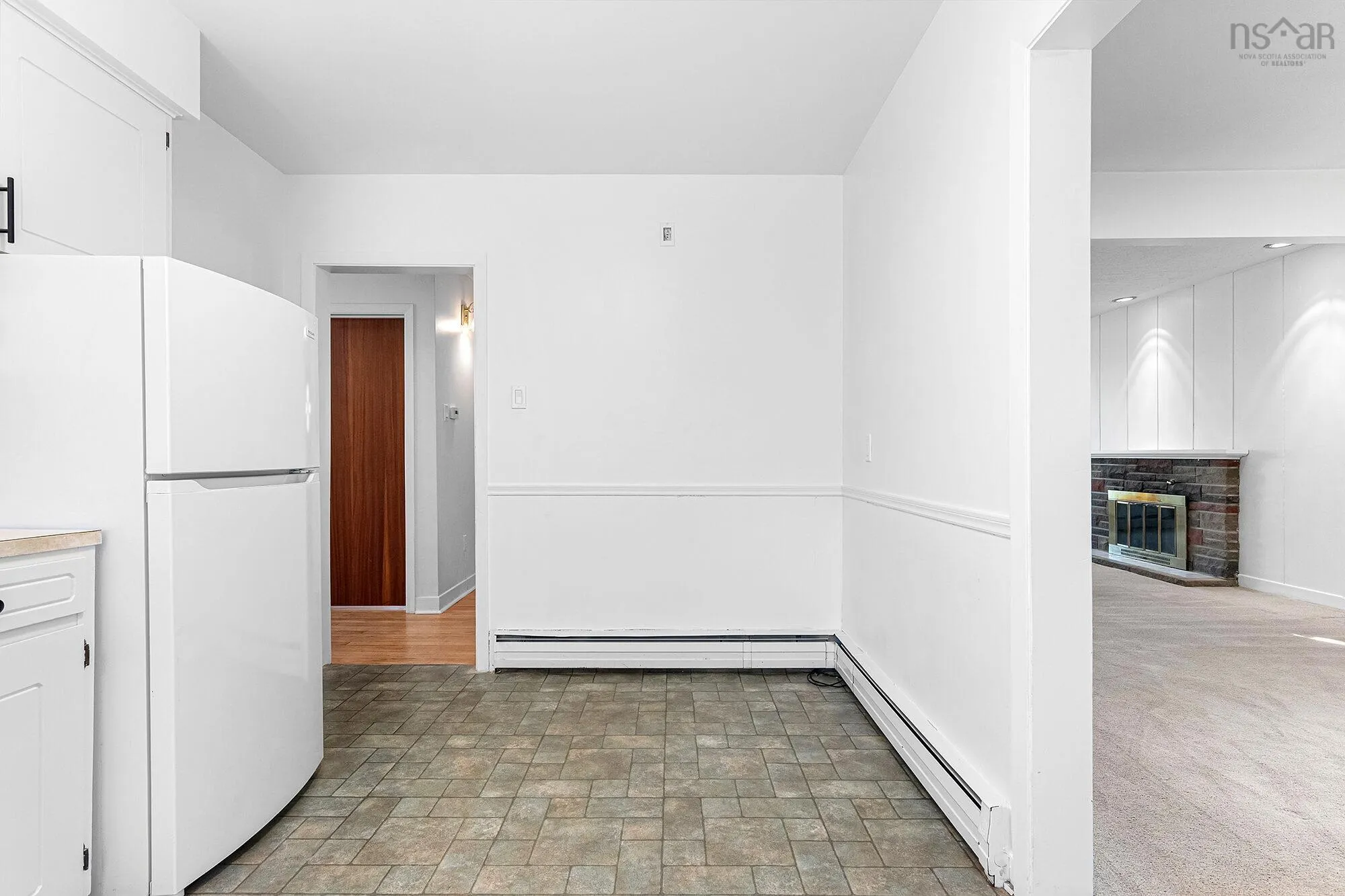220 Melrose Avenue, Halifax, NS B3N 2E7, 4 Bedrooms Bedrooms, ,2 BathroomsBathrooms,Residential,For Sale,Melrose,202520520