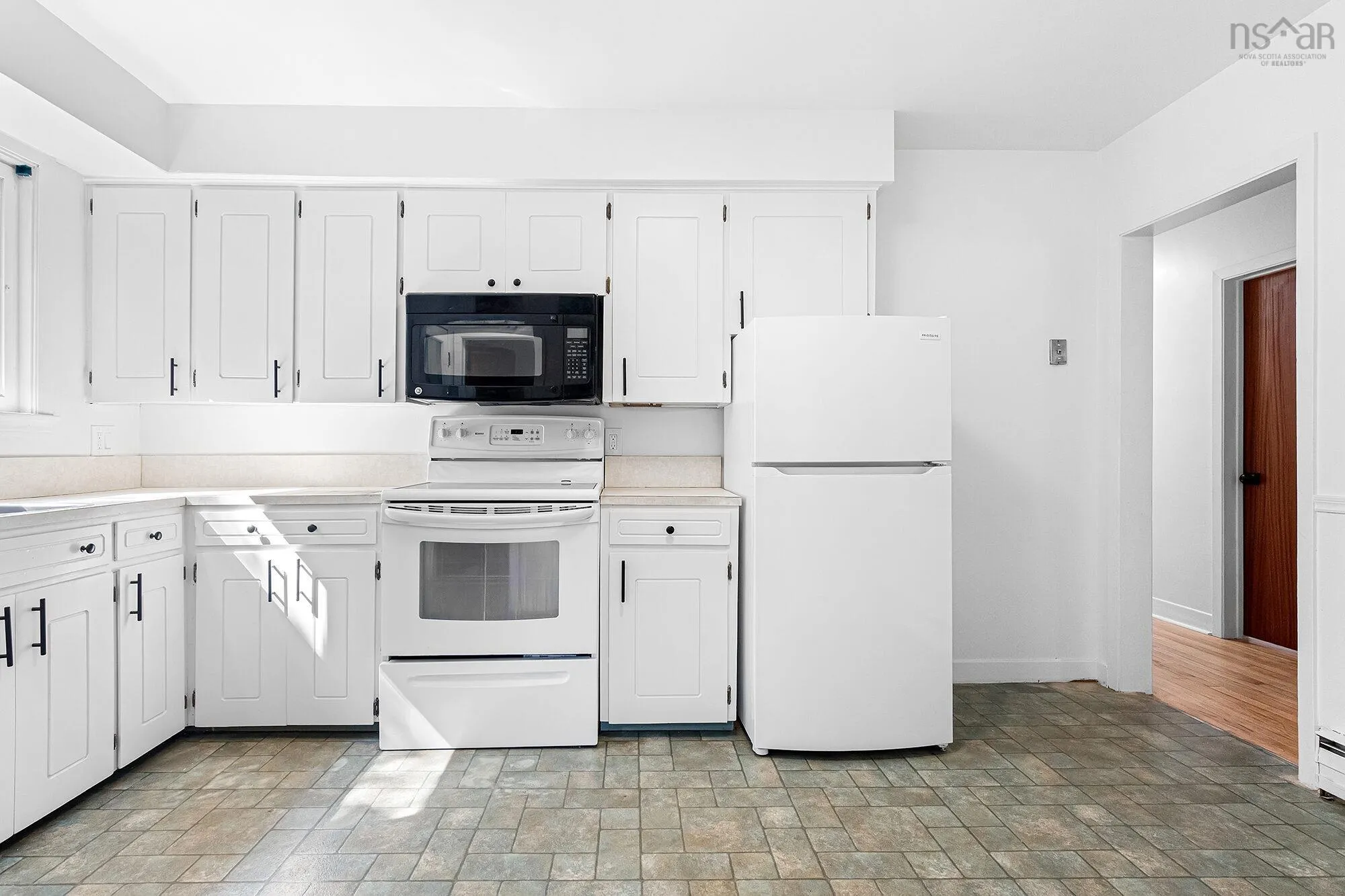 220 Melrose Avenue, Halifax, NS B3N 2E7, 4 Bedrooms Bedrooms, ,2 BathroomsBathrooms,Residential,For Sale,Melrose,202520520