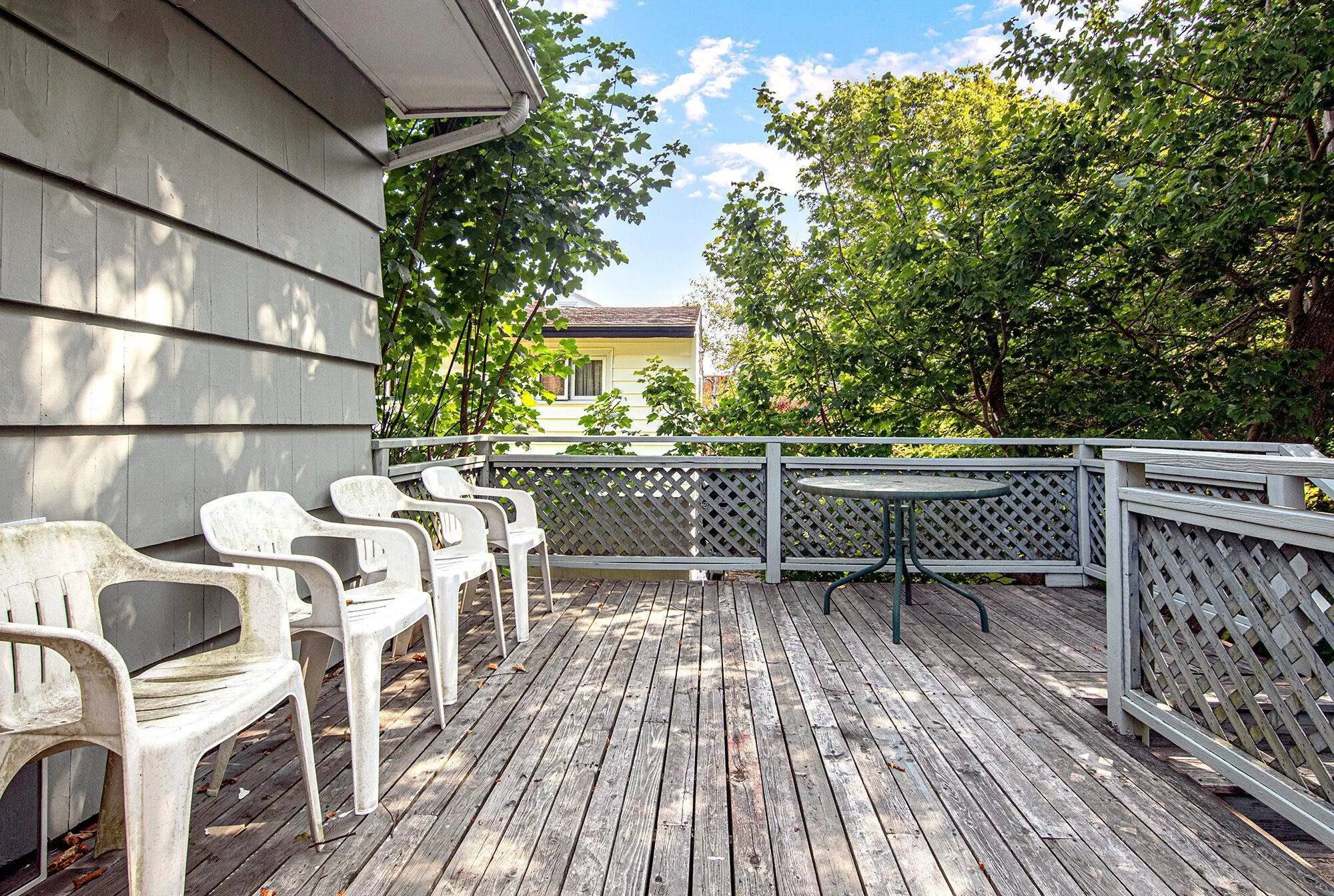 220 Melrose Avenue, Halifax, NS B3N 2E7, 4 Bedrooms Bedrooms, ,2 BathroomsBathrooms,Residential,For Sale,Melrose,202520520