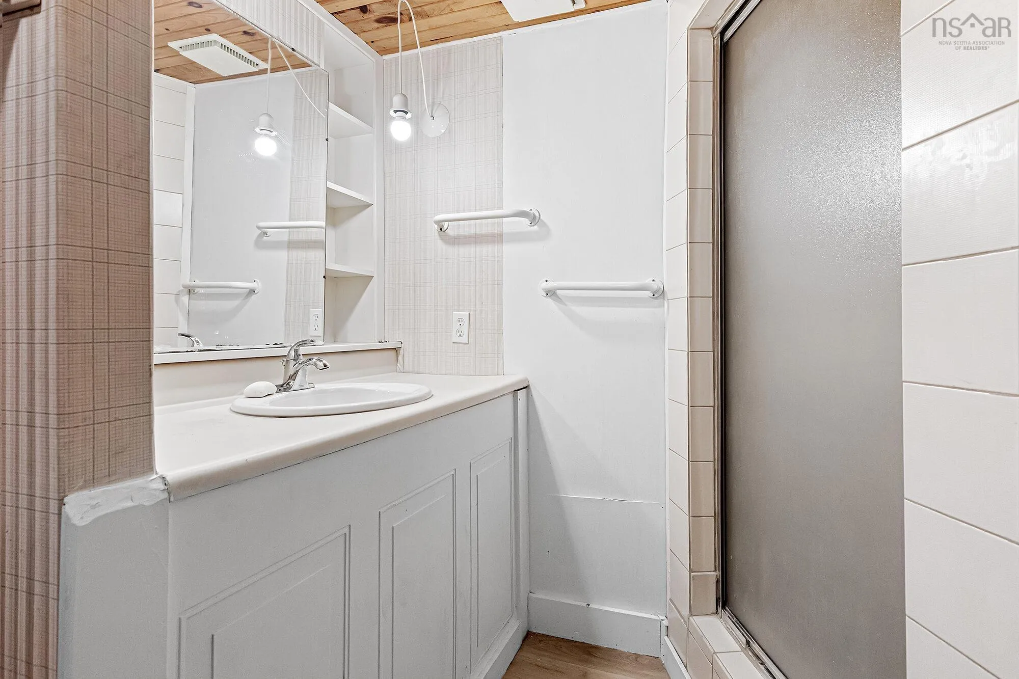 220 Melrose Avenue, Halifax, NS B3N 2E7, 4 Bedrooms Bedrooms, ,2 BathroomsBathrooms,Residential,For Sale,Melrose,202520520