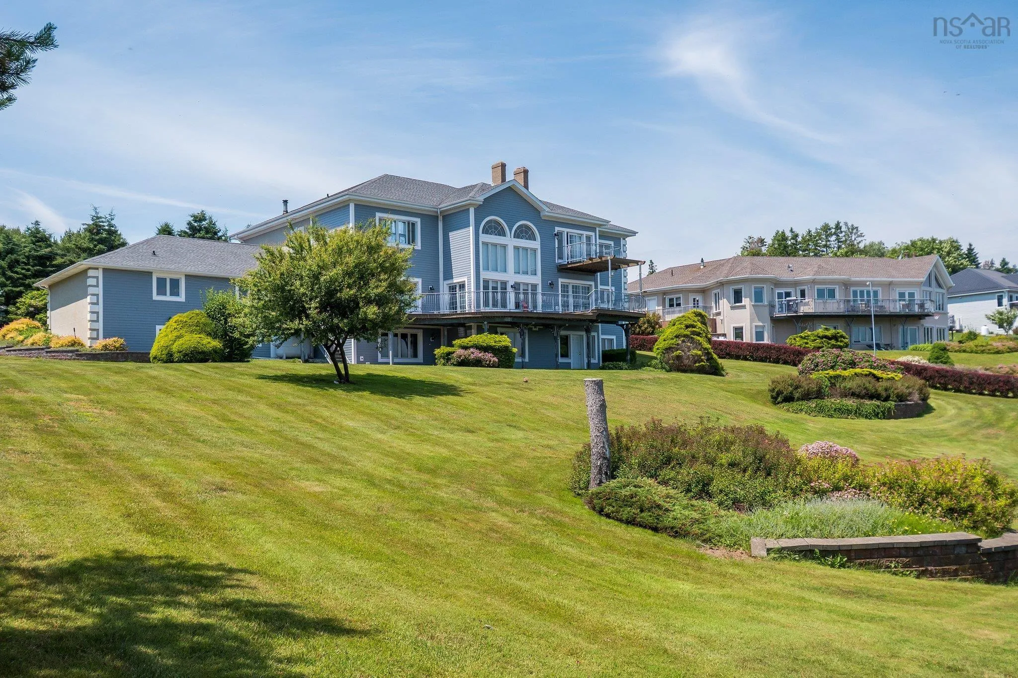 38 Lennox Road, Black Point, NS B0J 1T0, 4 Bedrooms Bedrooms, ,5 BathroomsBathrooms,Residential,For Sale,Lennox,202525543