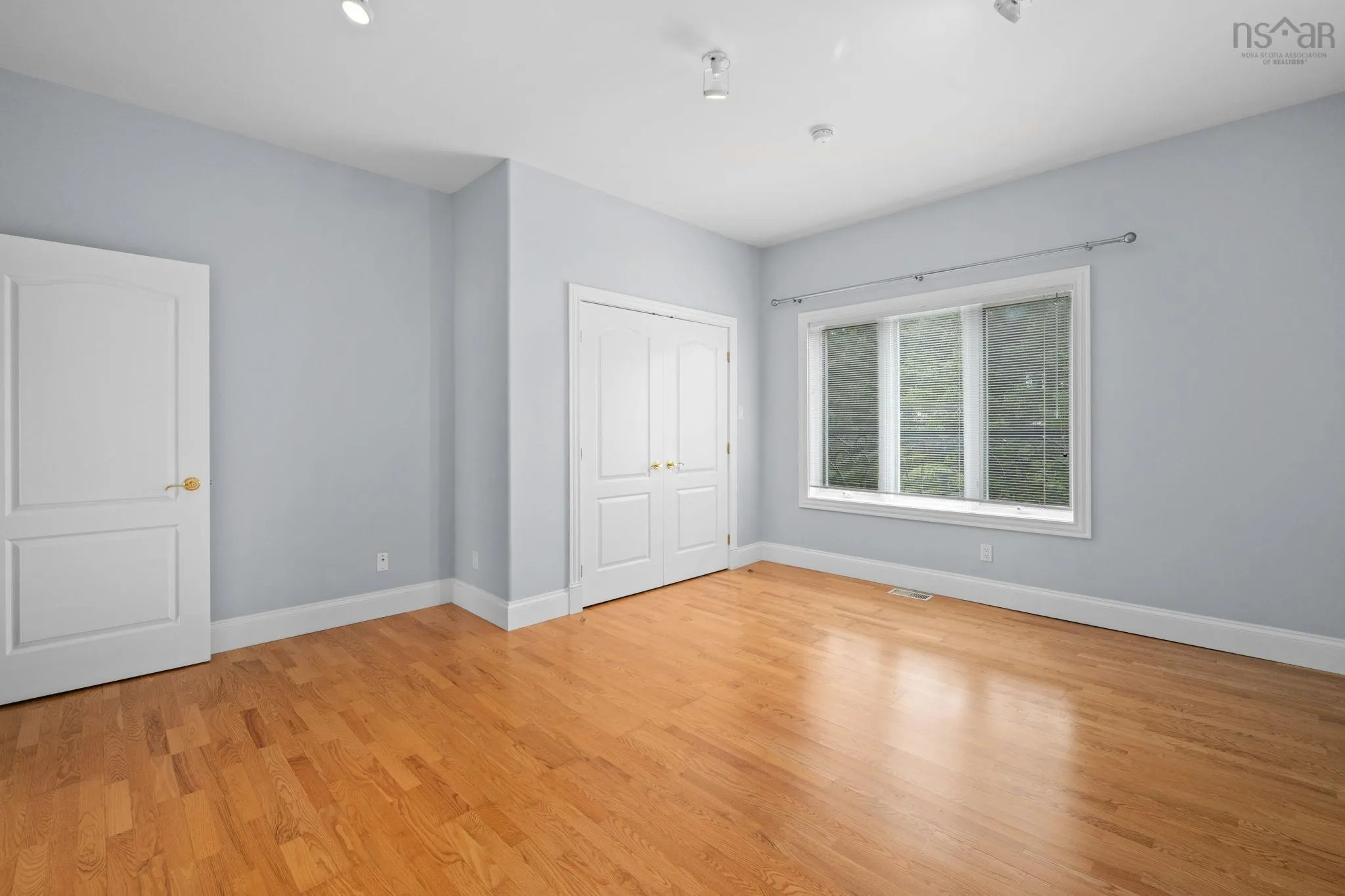 38 Lennox Road, Black Point, NS B0J 1T0, 4 Bedrooms Bedrooms, ,5 BathroomsBathrooms,Residential,For Sale,Lennox,202525543