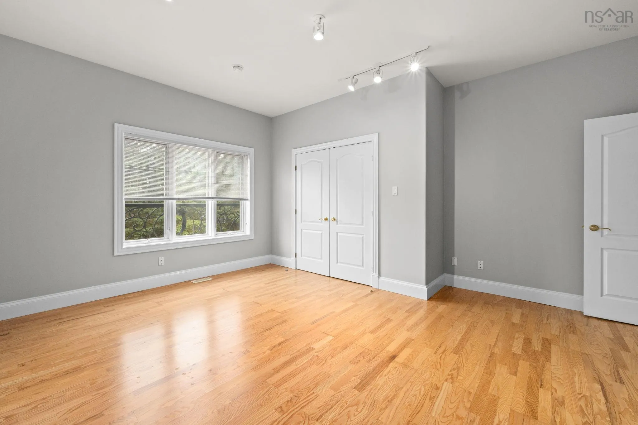 38 Lennox Road, Black Point, NS B0J 1T0, 4 Bedrooms Bedrooms, ,5 BathroomsBathrooms,Residential,For Sale,Lennox,202525543