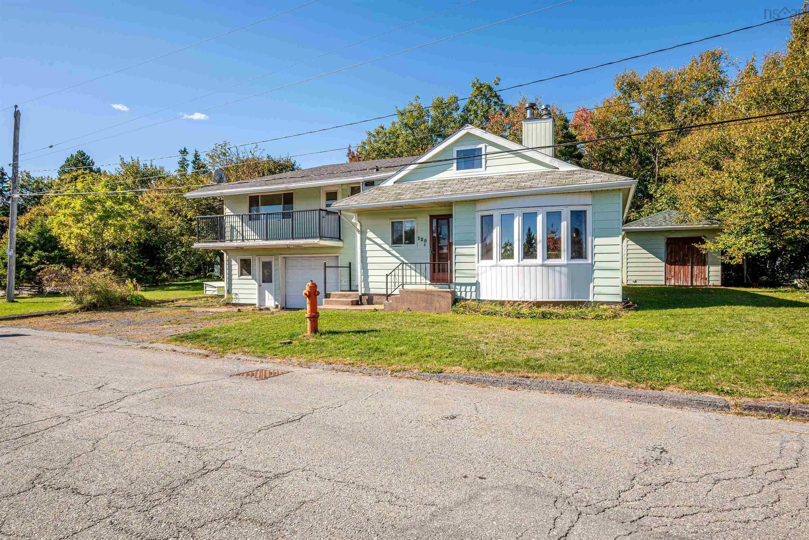 125 School Avenue, Fairview, NS B3N 2E1, 3 Bedrooms Bedrooms, ,2 BathroomsBathrooms,Residential,For Sale,School,202524900