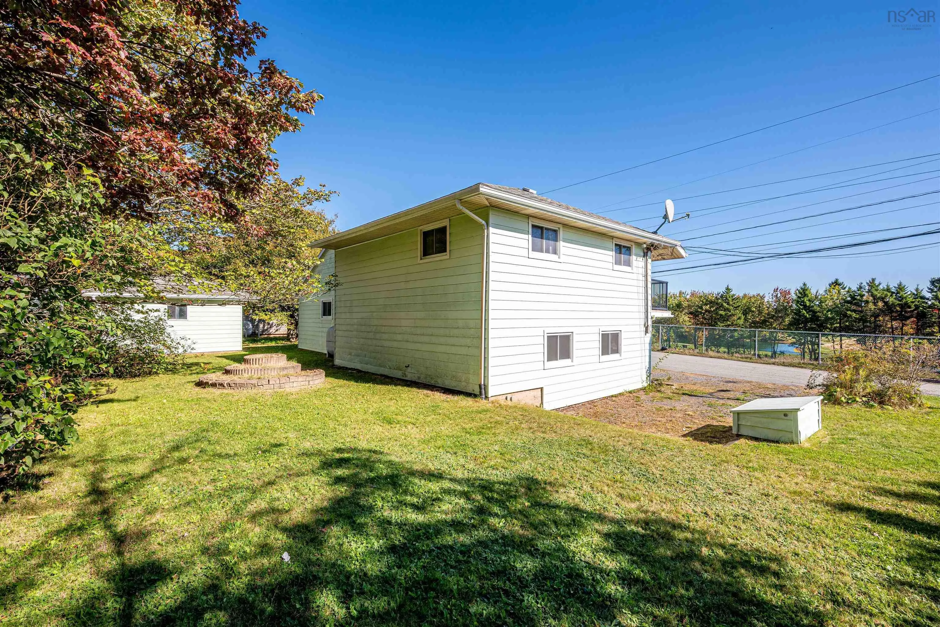 125 School Avenue, Fairview, NS B3N 2E1, 3 Bedrooms Bedrooms, ,2 BathroomsBathrooms,Residential,For Sale,School,202524900